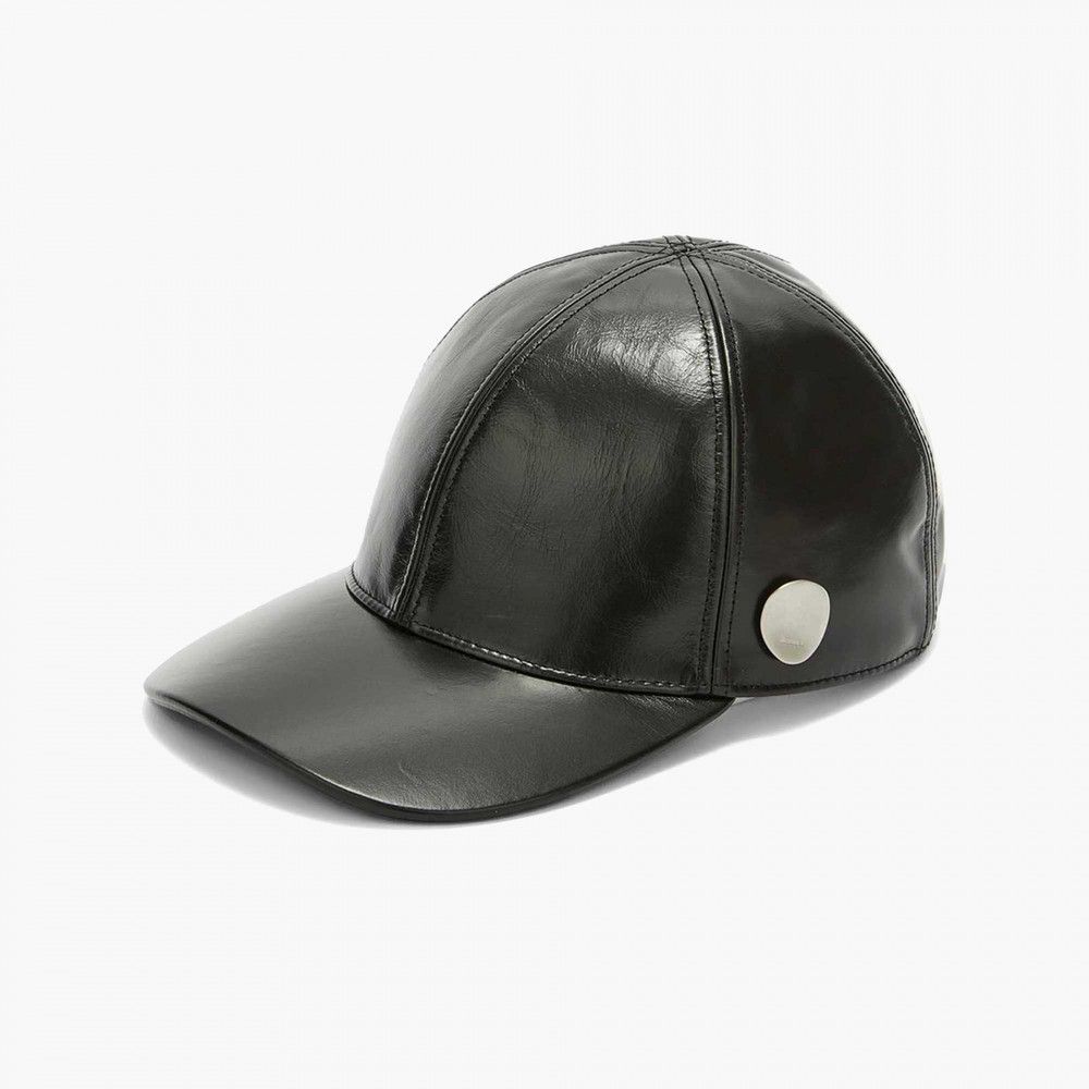 o1w1db10825 Size: OS / Baseball Cap / Hat in Black