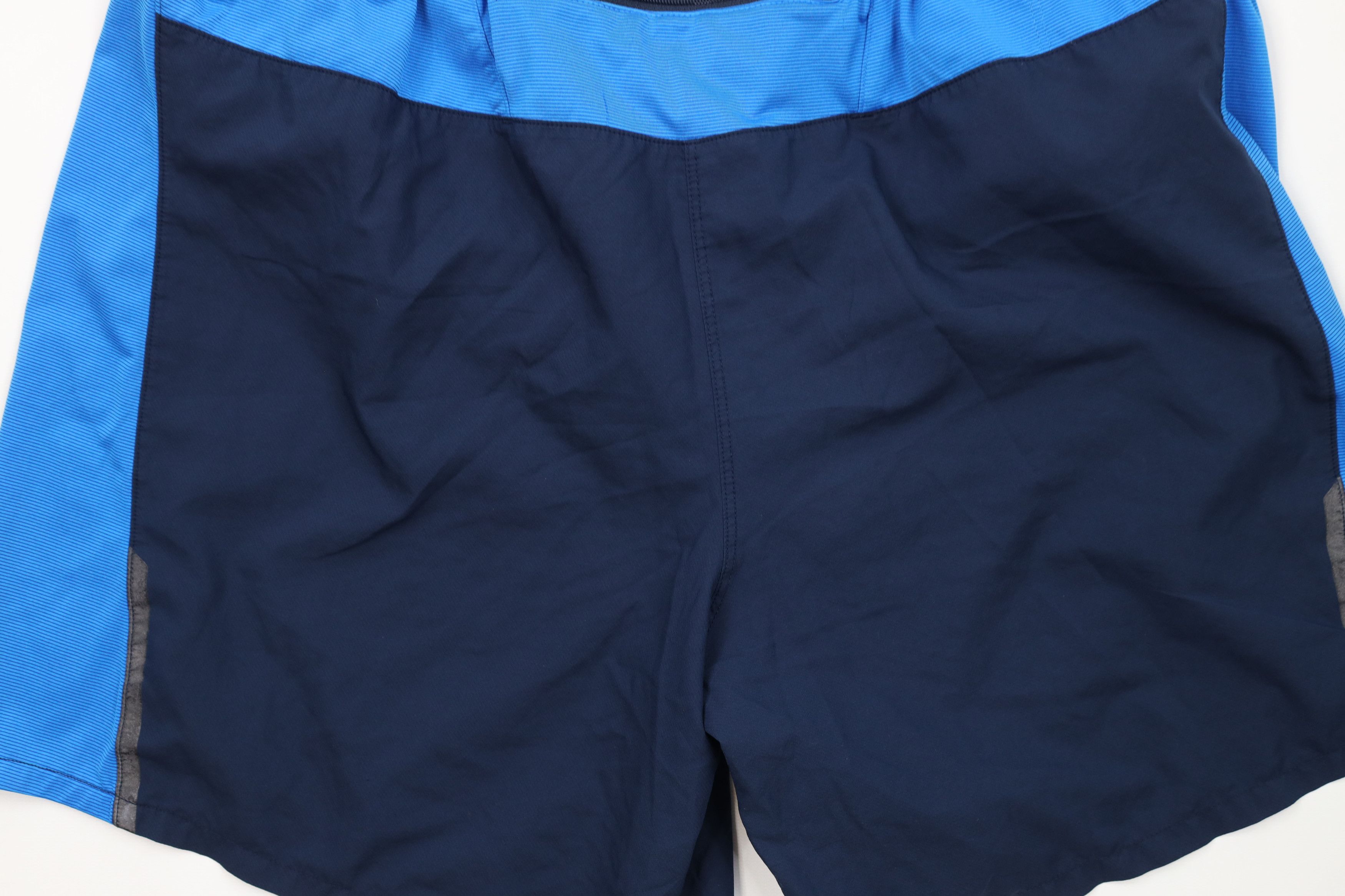 The North Face The North Face Reflective Lined Running Jogging Shorts Size US 34 / EU 50 - 15 Thumbnail
