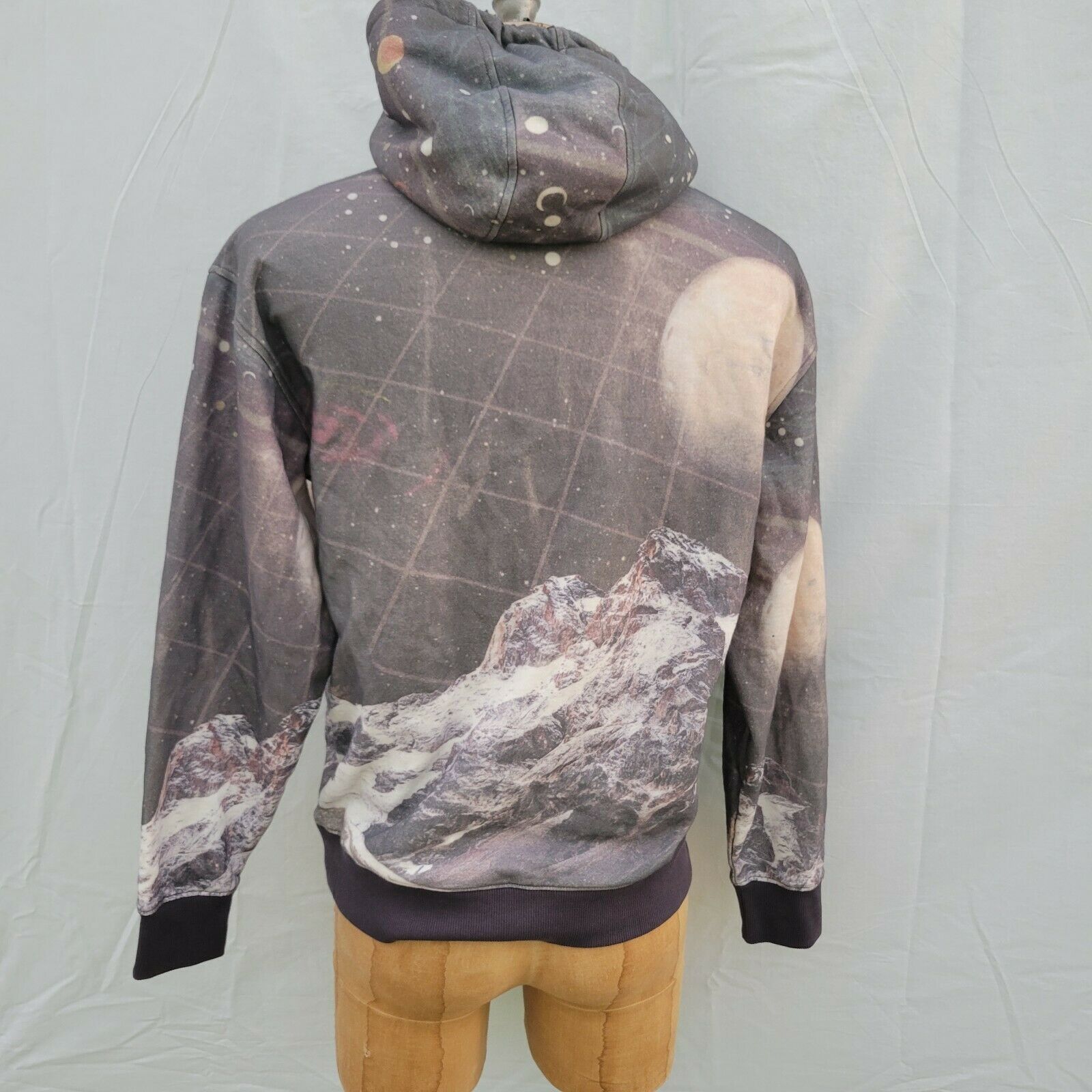Guess Men's Guess Coated Waxy Logo Hoodie. Medium Size US M / EU 48-50 / 2 - 4 Thumbnail