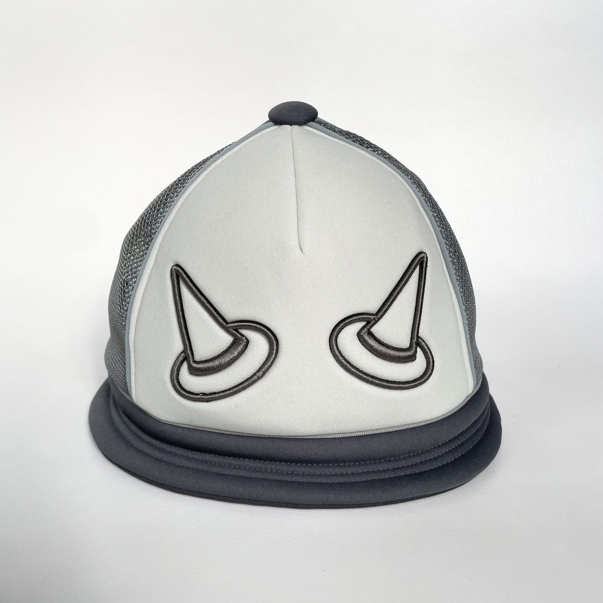 image of Comme Des Garcons x Ganryu ‘Devil Horn’ Mesh Bucket Hat in Grey, Men's