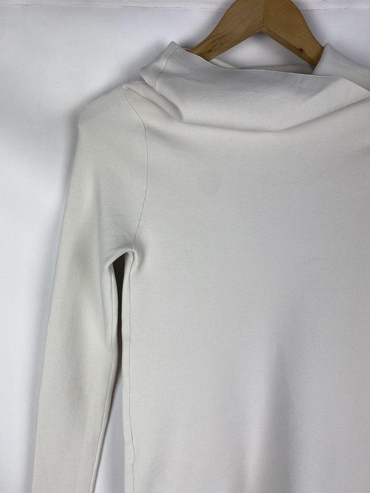Acne Studios Acne Studios Penelope PSS15 viscose high neck sweater Size S / US 4 / IT 40 - 18 Thumbnail