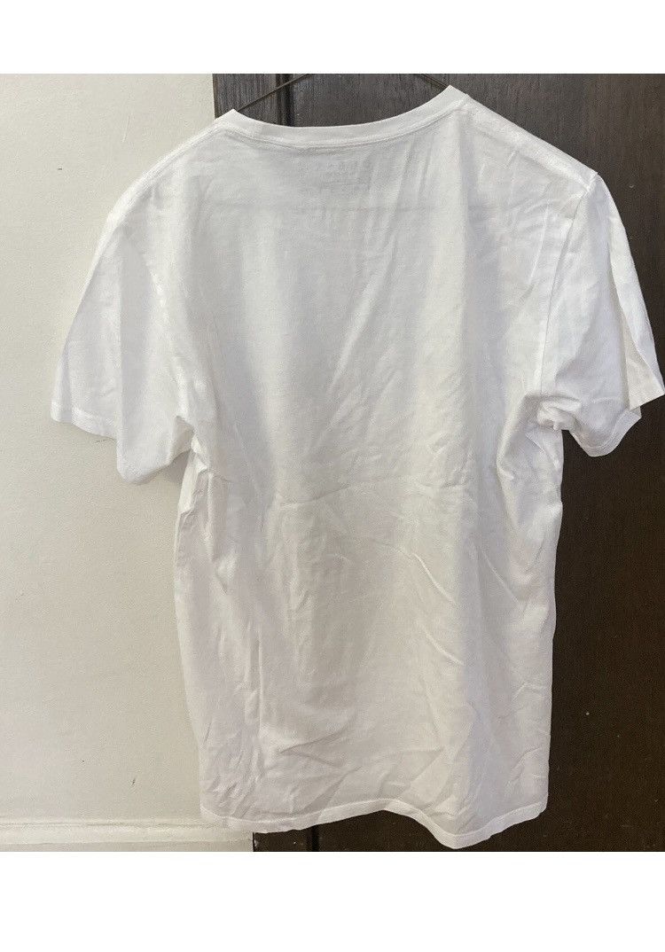 Guess Guess Golden Eagle Embroidered Graphic T-Shirt Small Size US S / EU 44-46 / 1 - 3 Thumbnail