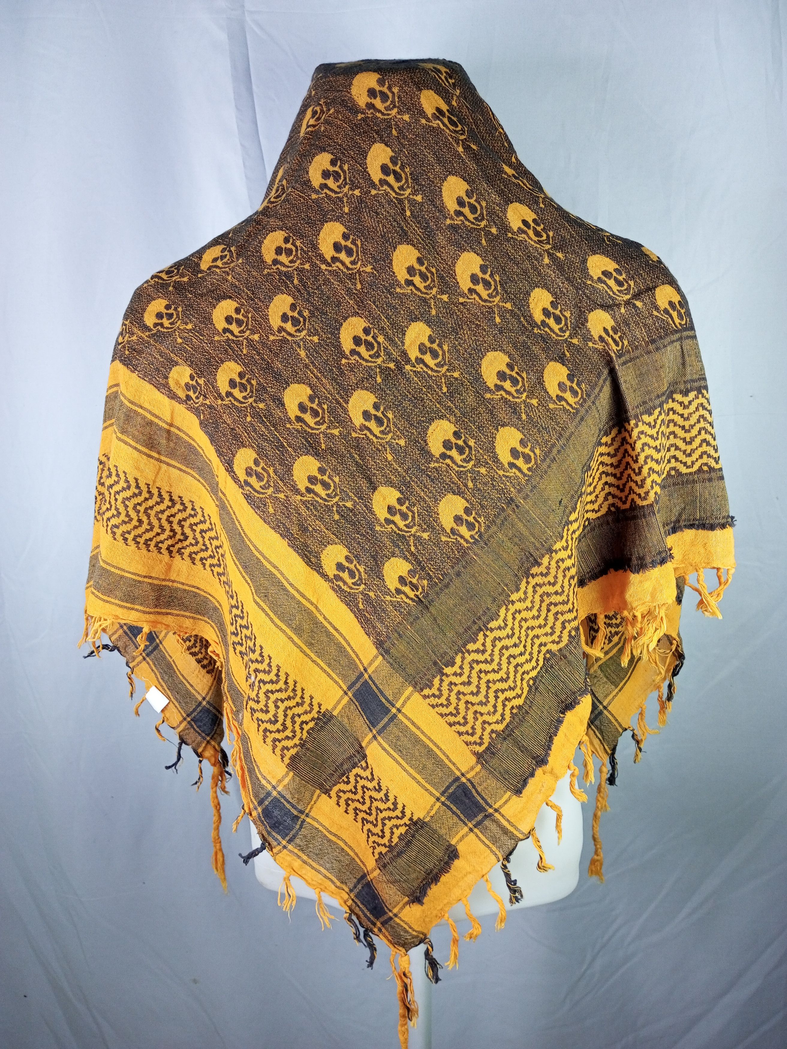 Japanese Brand Skulls scarf Inspired by Alexander Mcqueen Size ONE SIZE - 4 Thumbnail