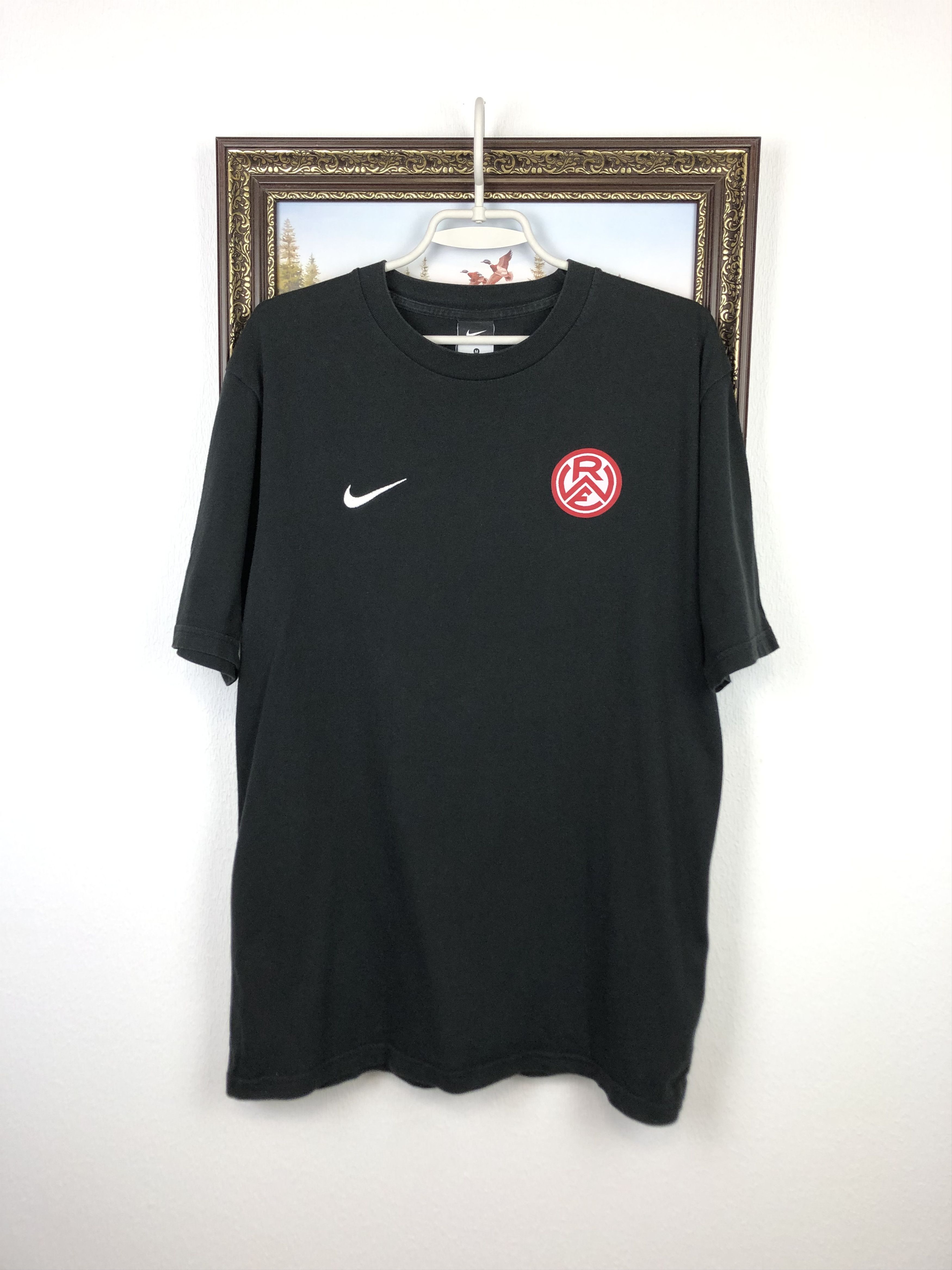Nike Nike Rot Weiss Essen Football Shirt Train Mens Soccer Jersey Size US M / EU 48-50 / 2 - 1 Thumbnail