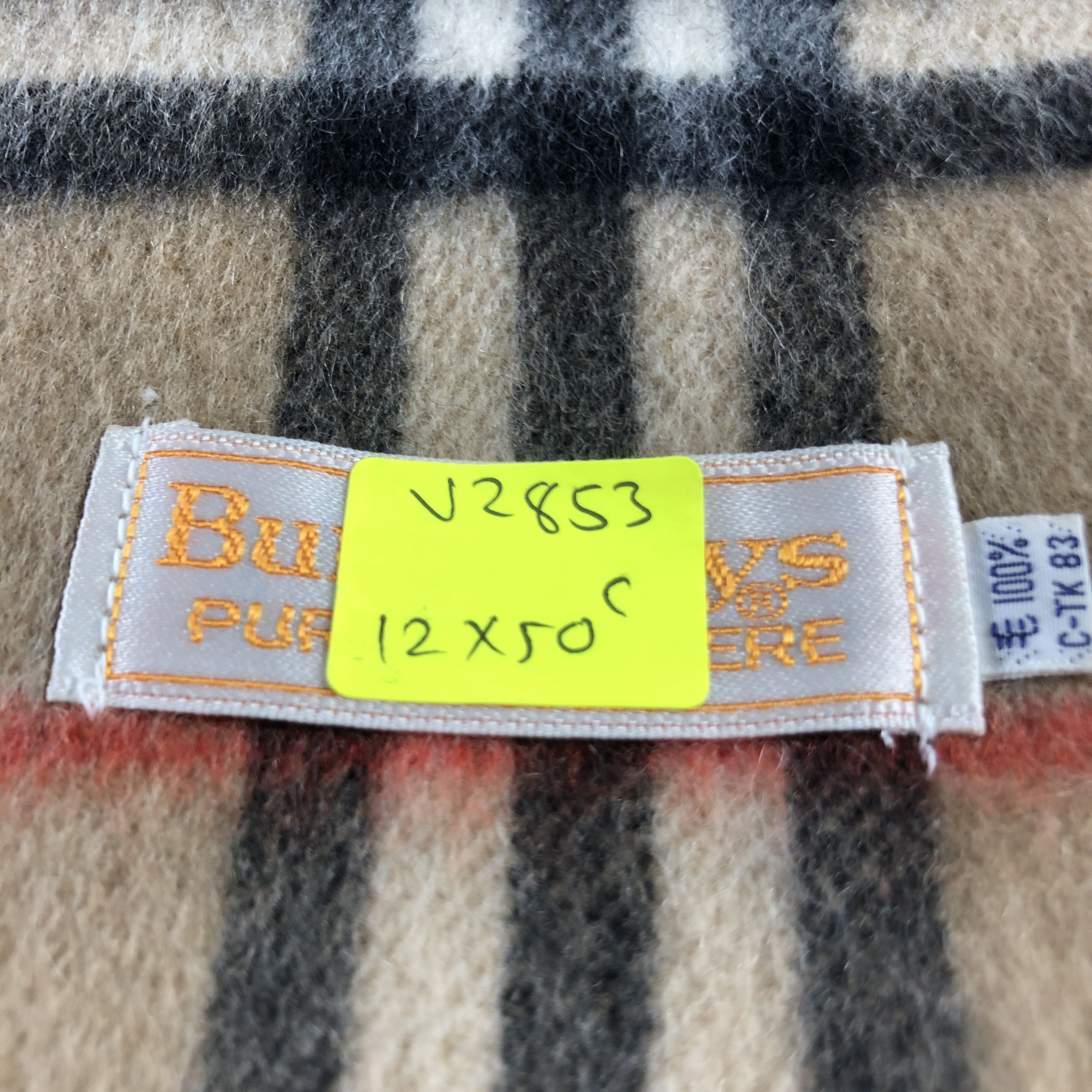 Burberry Burberry Tan Nova Check Cashmere Scarf Muffler V2853 Size ONE SIZE - 13 Thumbnail