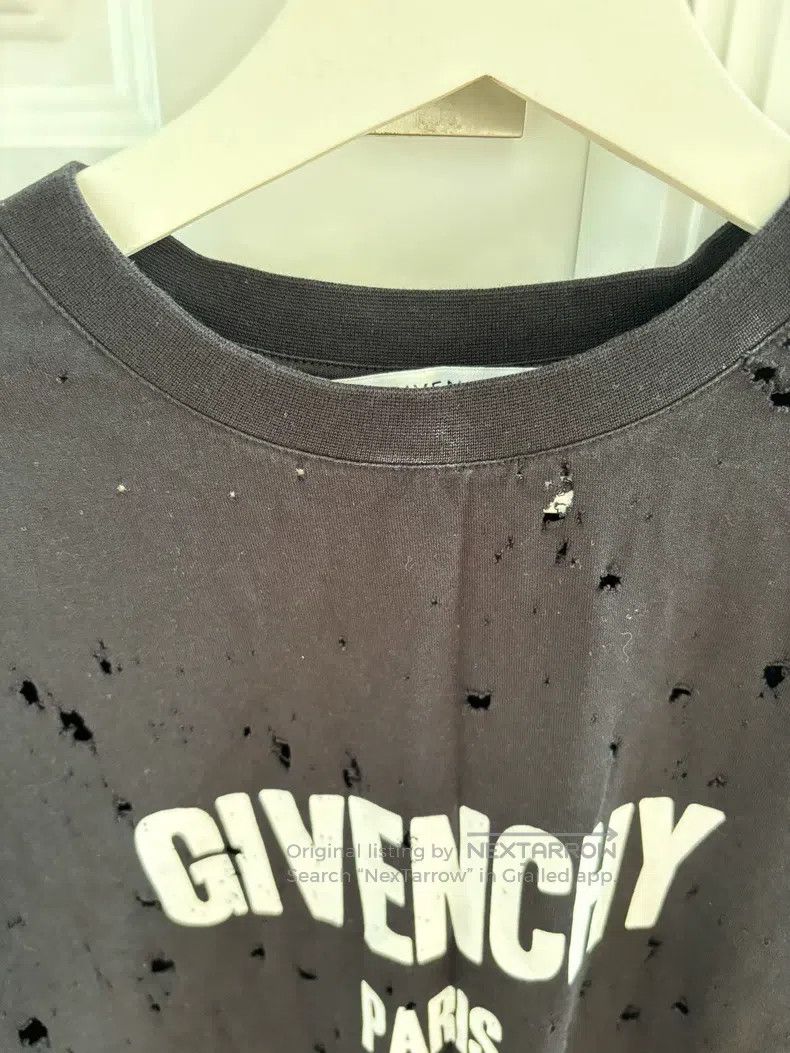 Givenchy Givenchy Distressed short-sleeve T-shirt Size US XS / EU 42 / 0 - 2 Thumbnail