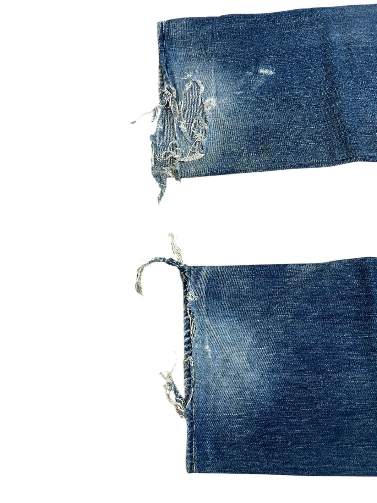 Levi's Vintage Levis 702 Big E Button Fly Buckle Selvedge Distress Size US 33 - 15 Thumbnail