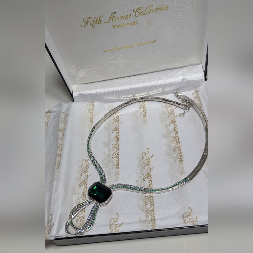 Other Fifth Avenue Collection Swarovski Emerald Crystals Necklace Size ONE SIZE - 7 Thumbnail