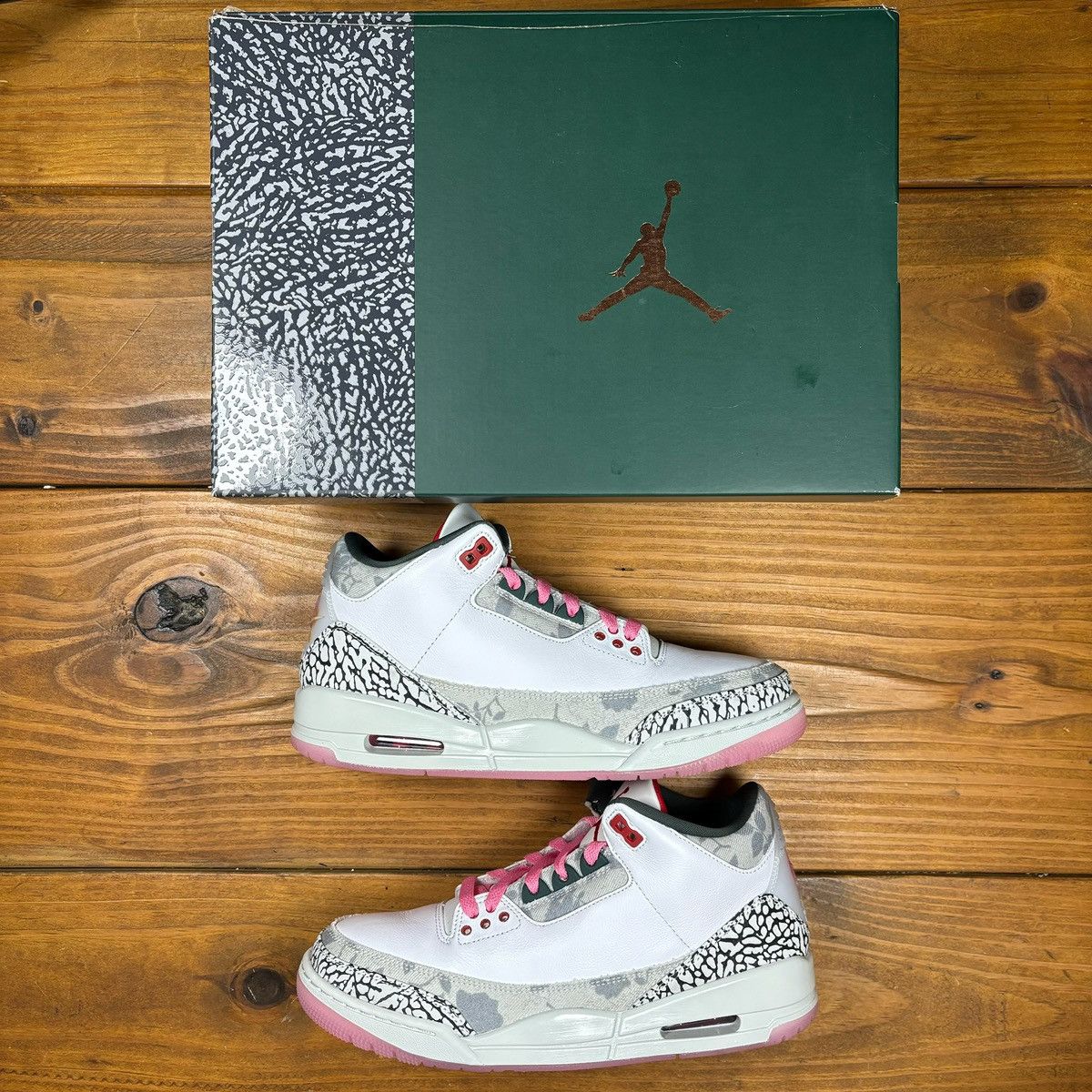 Jordan Brand Jordan 3 Retro ‘Wings’ Size US 8.5 / EU 41-42 - 1 Thumbnail