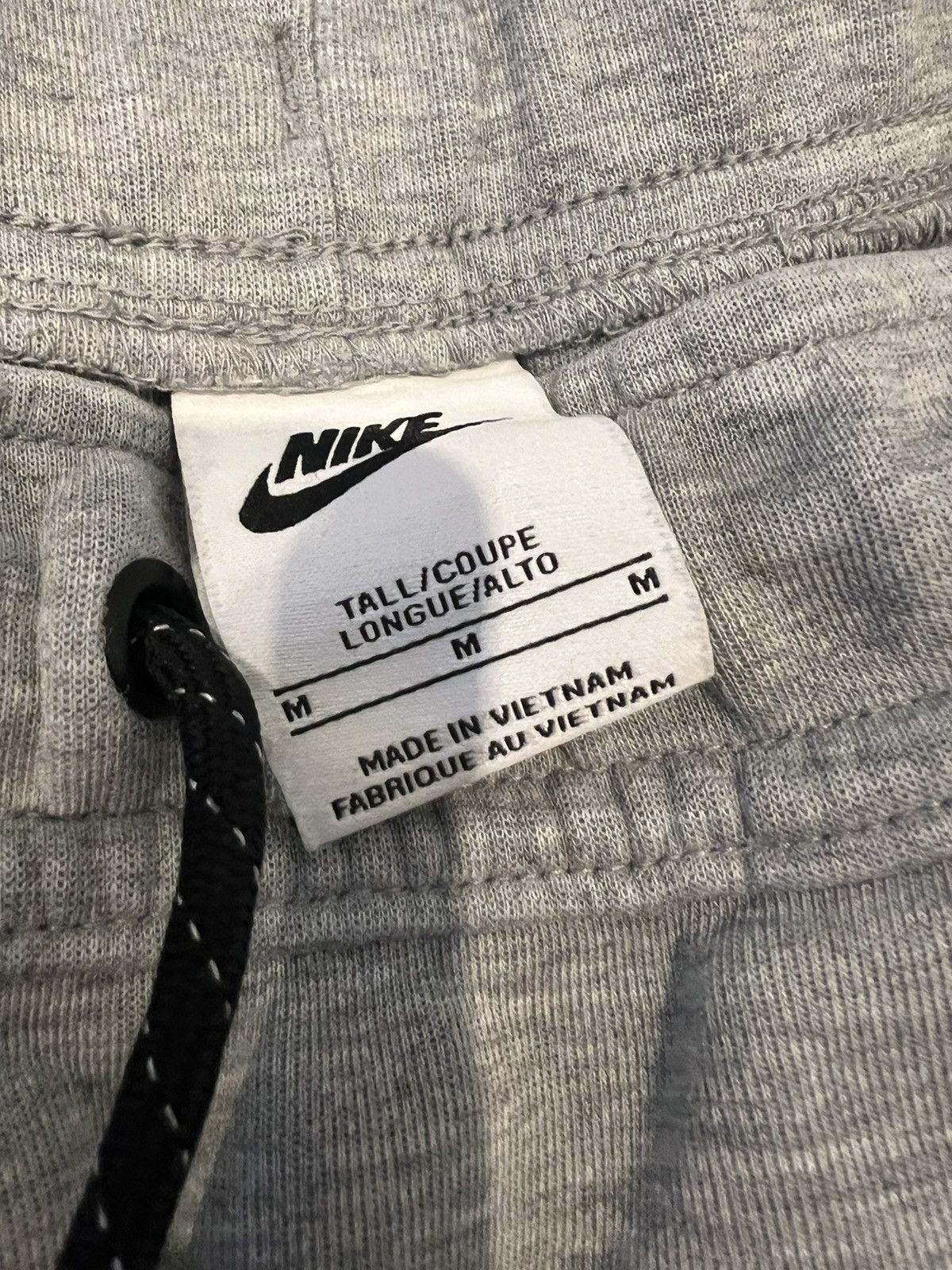 Nike Grey Nike Tech Men’s Medium Tall Size US 32 / EU 48 - 3 Thumbnail