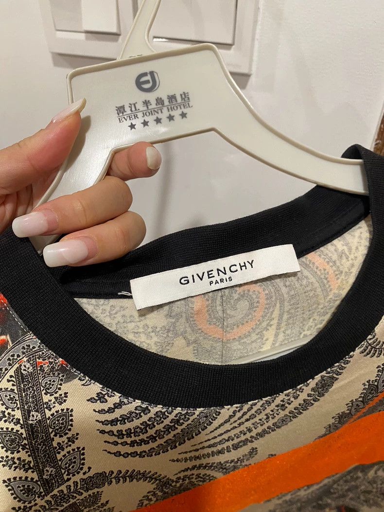 Givenchy Givenchy T-Shirt Size US XS / EU 42 / 0 - 3 Thumbnail