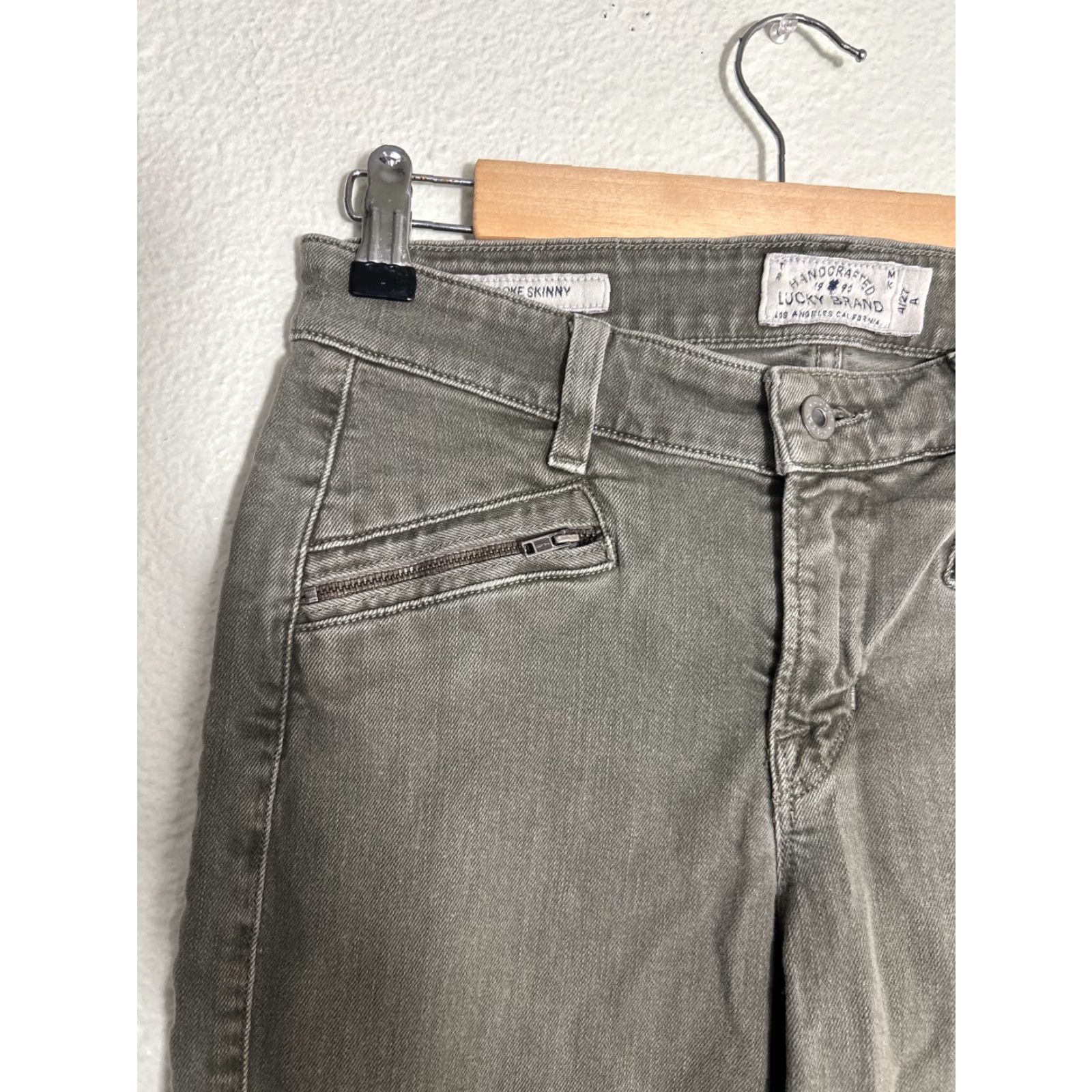 Lucky Brand Lucky Brand Women's Olive Green Brooke Skinny Moto Style Size 4 Jeans User: Lucky Brand Women's Olive Green Brooke Skinny Moto Style Size 4 Jeans Size 27" / US 4 / IT 40 - 4 Thumbnail