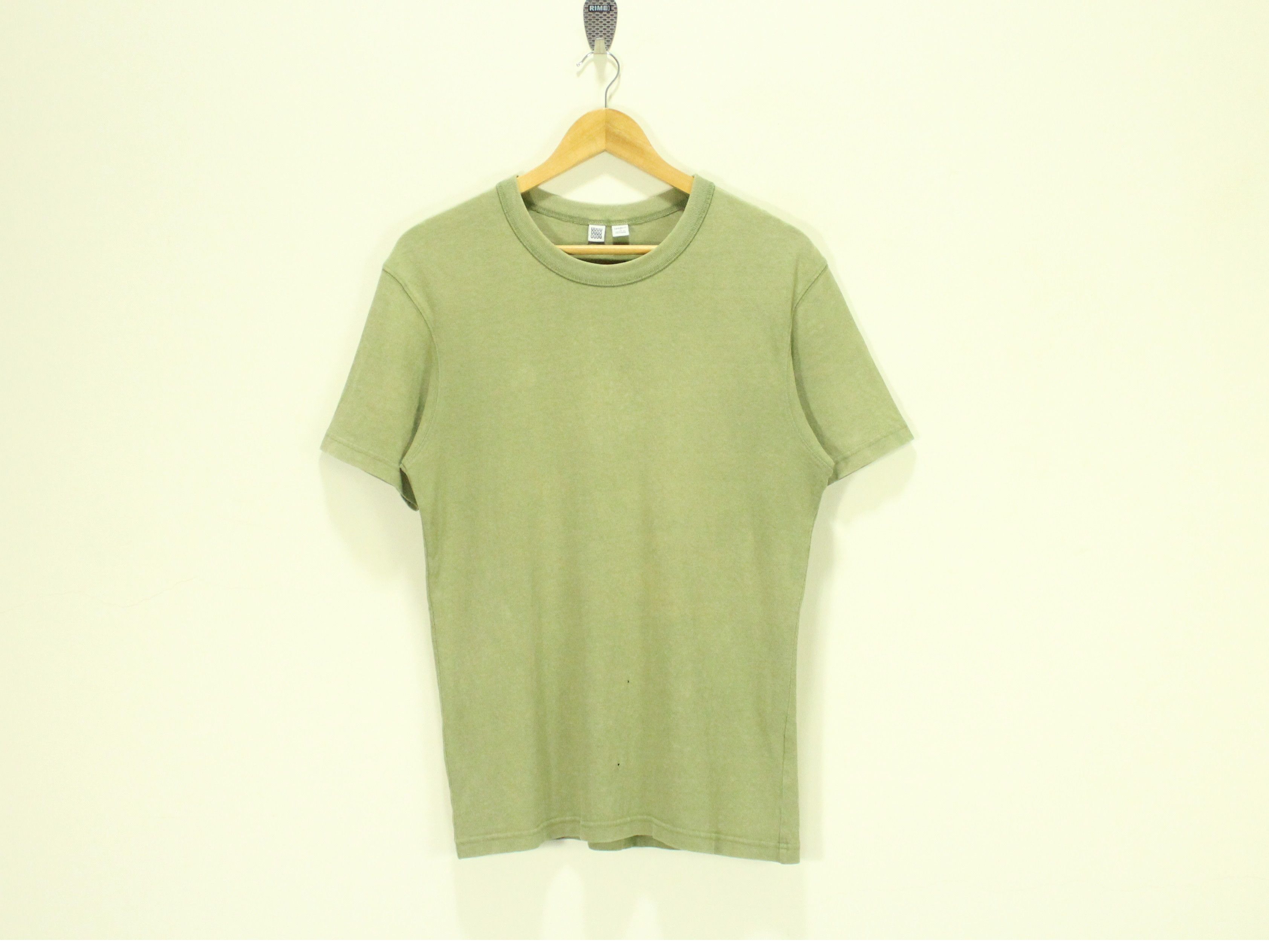 Lemaire × Uniqlo × Vintage FADED UNIQLO UUUU T Shirt Uniqlo Lemaire Distressed Rare Size US S / EU 44-46 / 1 - 1 Thumbnail