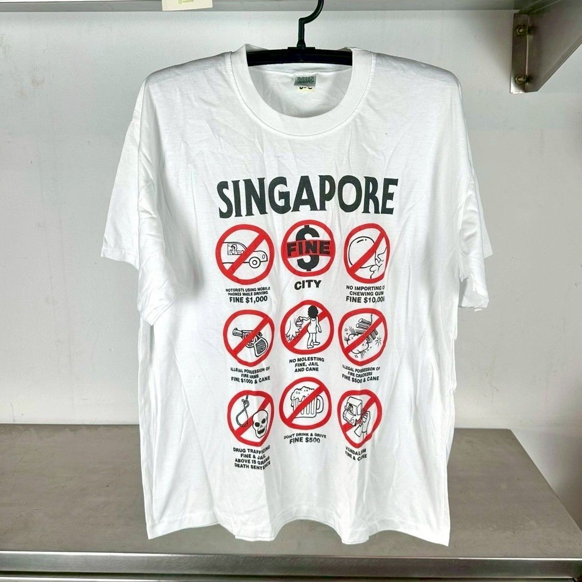 Vintage Vintage 90s Singapore Prohibited Laws Artwork T-Shirt Size US XL / EU 56 / 4 - 1 Thumbnail