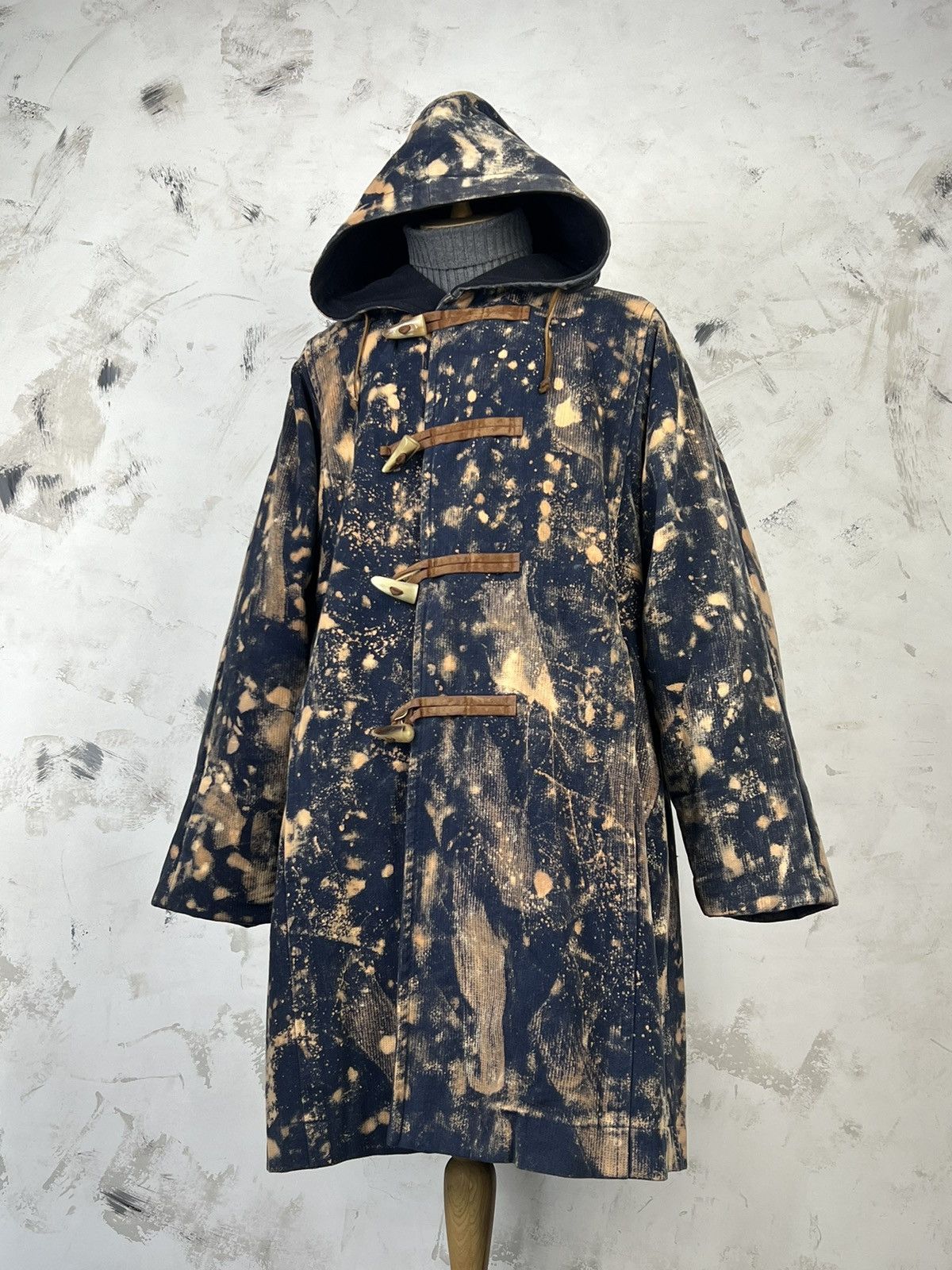 Byblos Byblos Bleached Custom Duffle Coat Hooded Made in Italy L-XL Size US XL / EU 56 / 4 - 1 Thumbnail