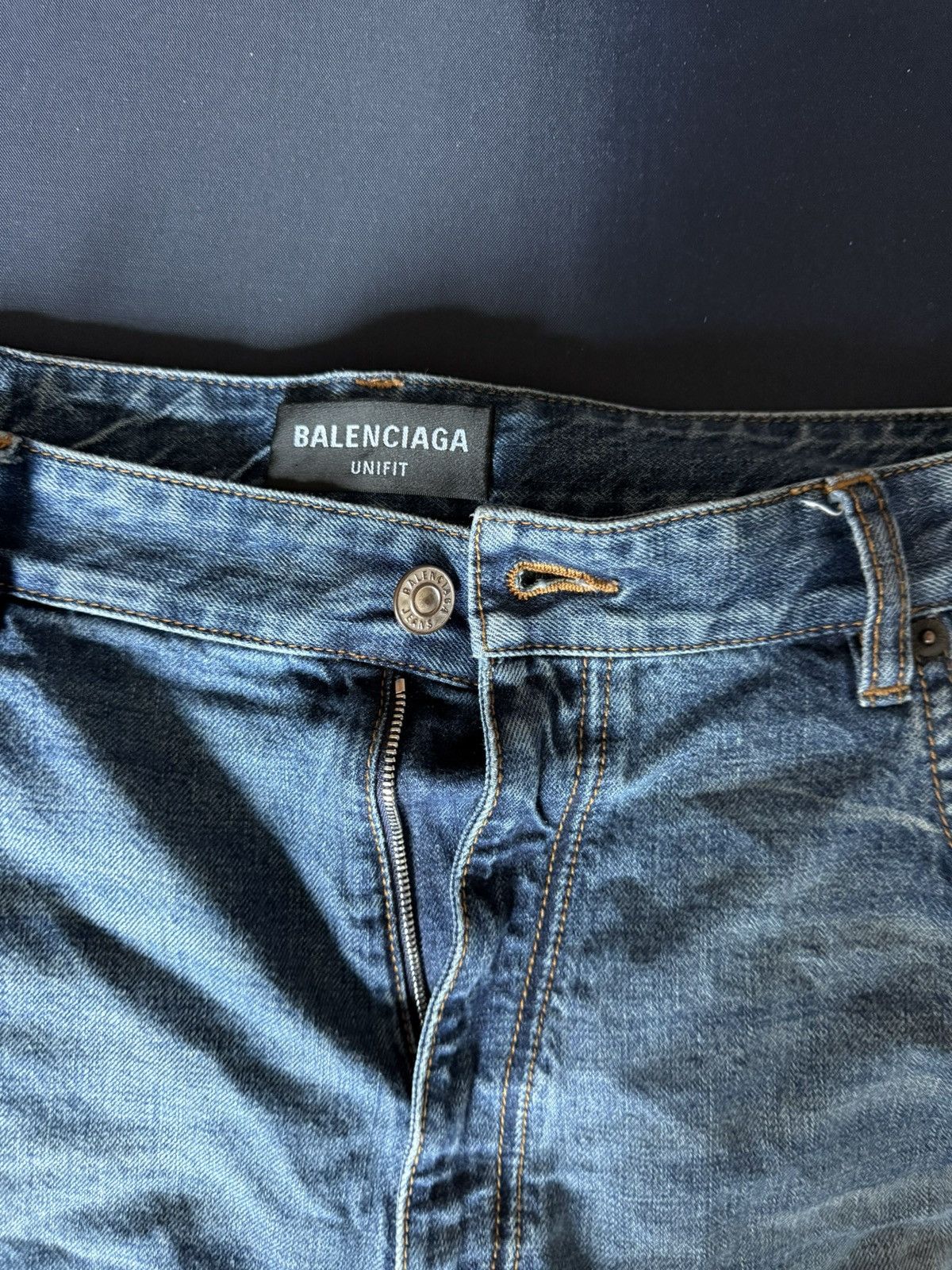 Balenciaga Balenciaga Hybrid Flannel Wrap Denim Size US 34 / EU 50 - 2 Thumbnail