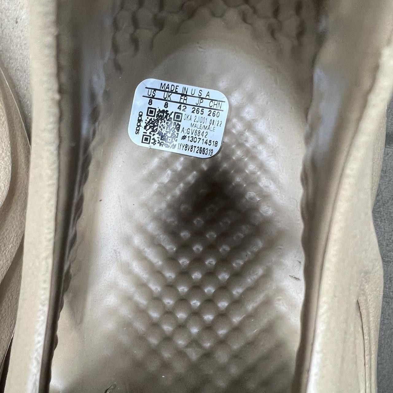 Yeezy Foam RNR Clay Taupe