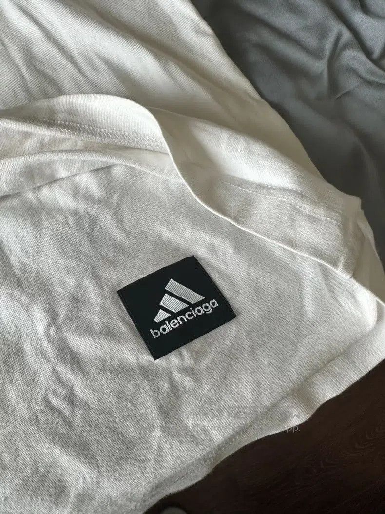 Balenciaga Balenciaga Short Sleeve Size US M / EU 48-50 / 2 - 7 Thumbnail