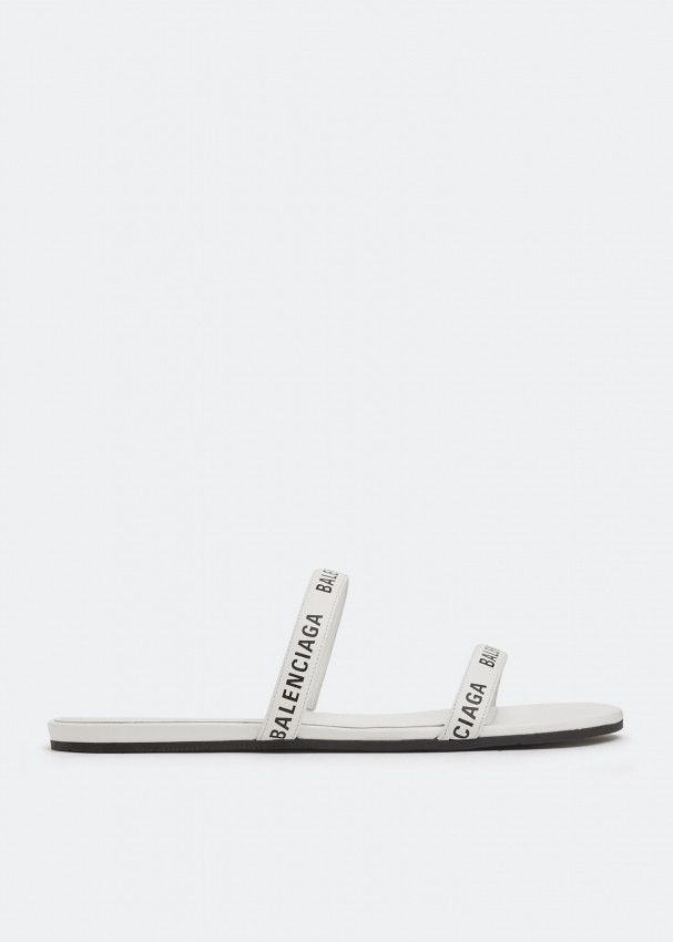 o1mt1gz0624 Round Flat Sandals in White