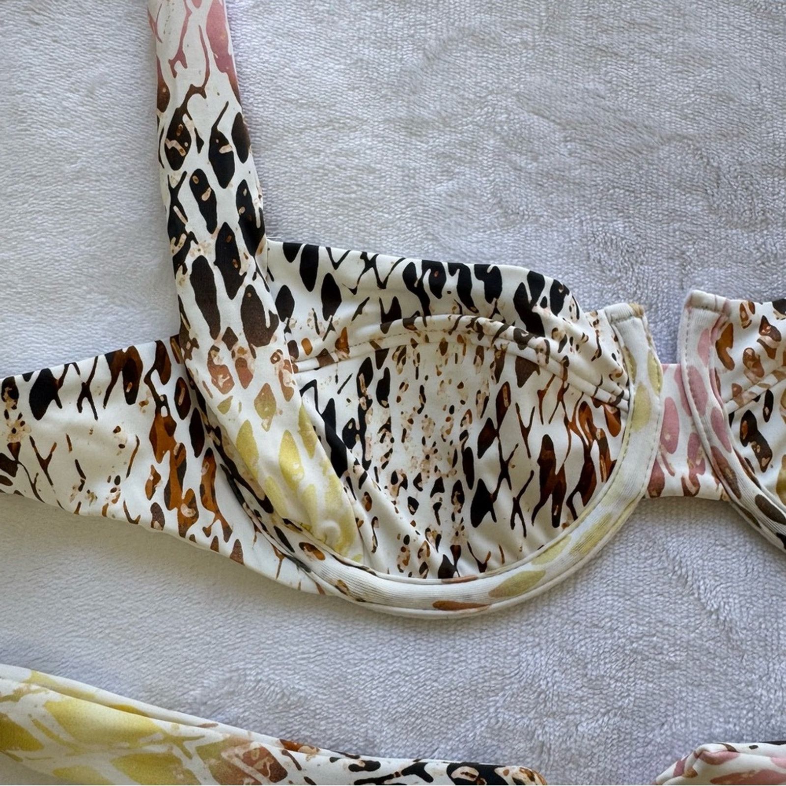 Beach Riot NWOT! Beach Bunny Multicolor Snake Print Swim Top, Size S Size S / US 4 / IT 40 - 7 Thumbnail