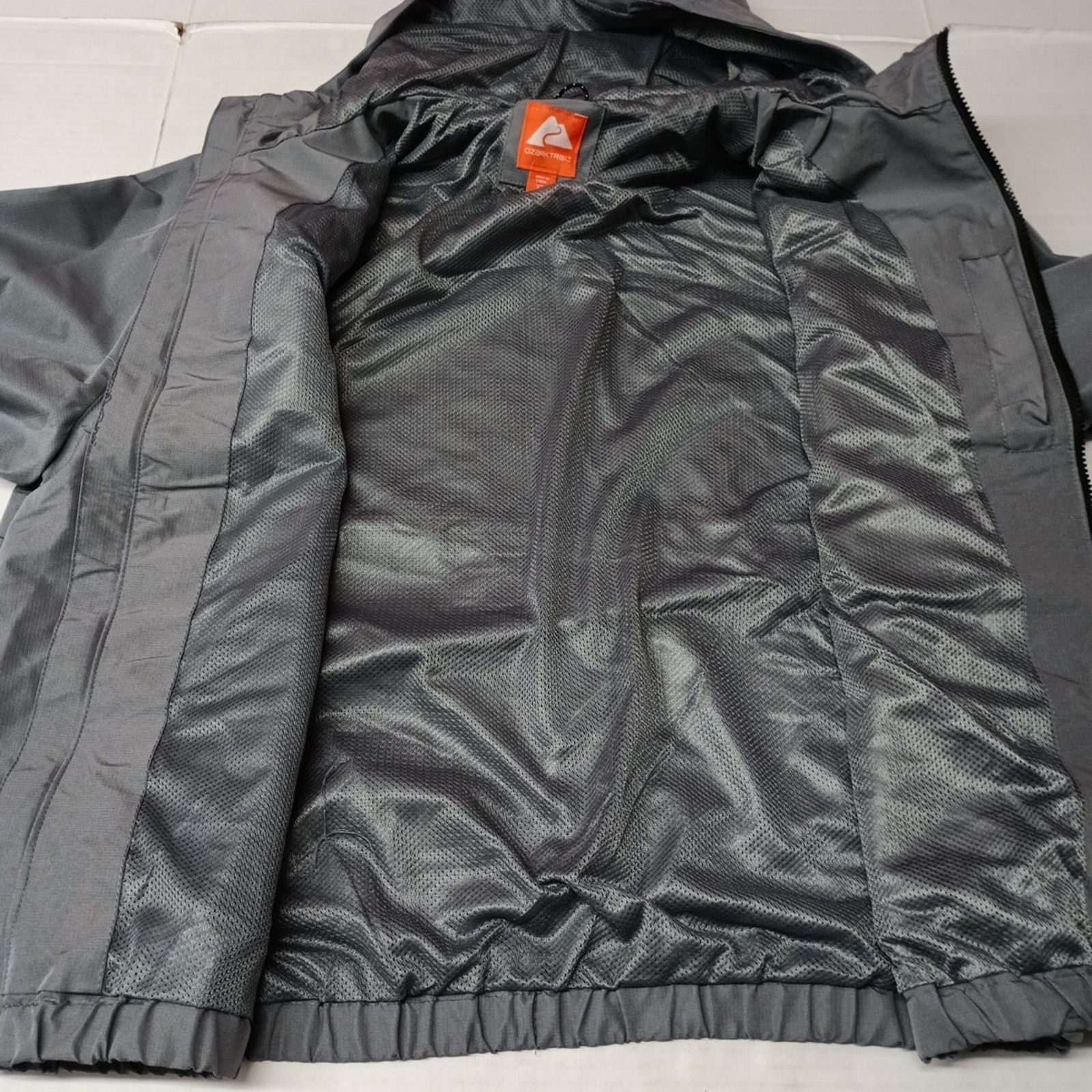 Other Ozark Trail Windbreaker Jacket Mens Size XL Gray Zip Pockets Size US XL / EU 56 / 4 - 8 Thumbnail
