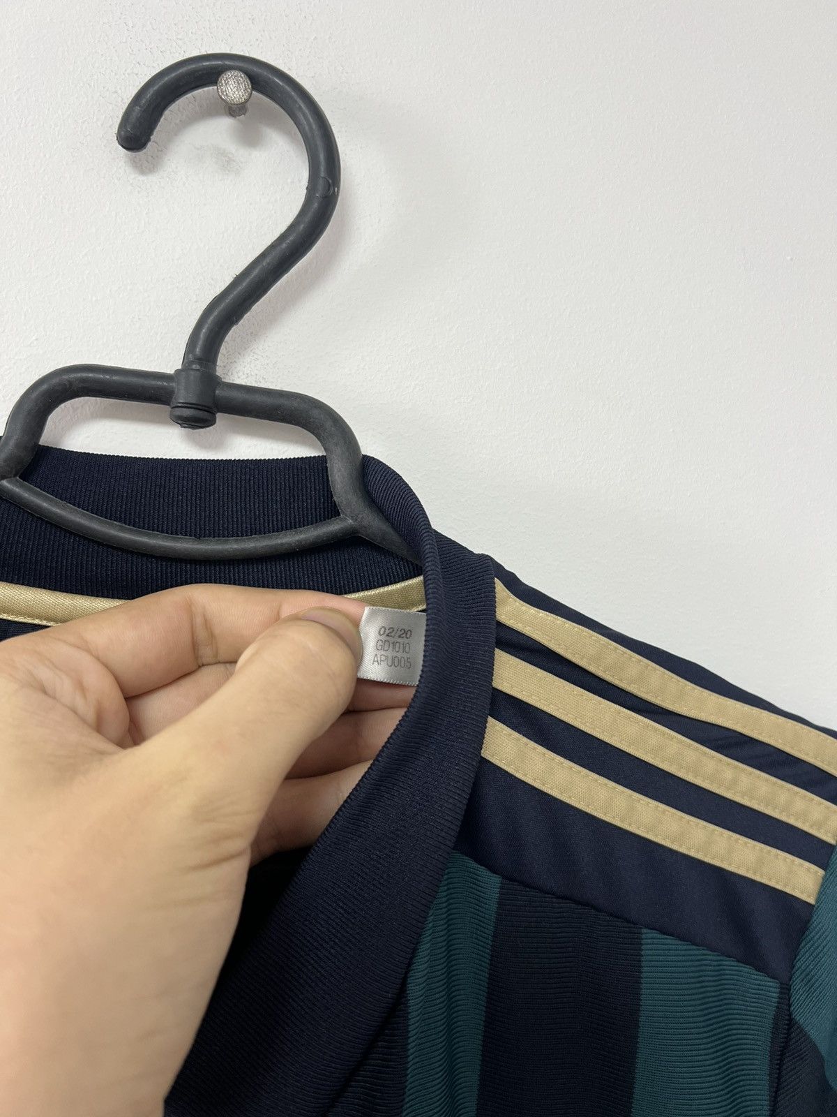 Adidas Leeds United 2020/21 Away Football Shirt Jersey Adidas M Size US M / EU 48-50 / 2 - 18 Thumbnail