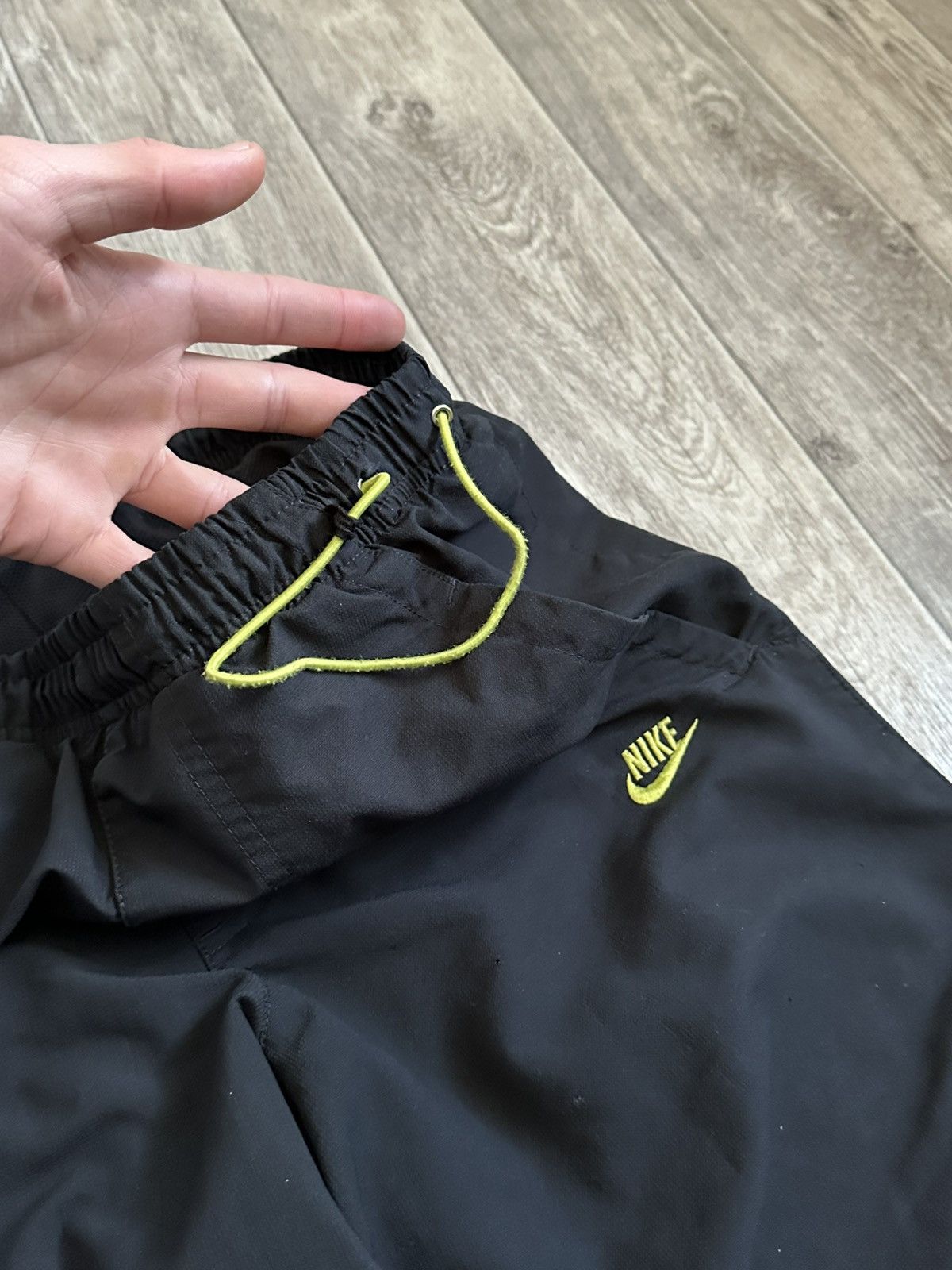 Nike × Vintage Nike Vintage 00s Air Max Drill Y2K Nylon Baggy Pants S size Size US 31 - 11 Thumbnail
