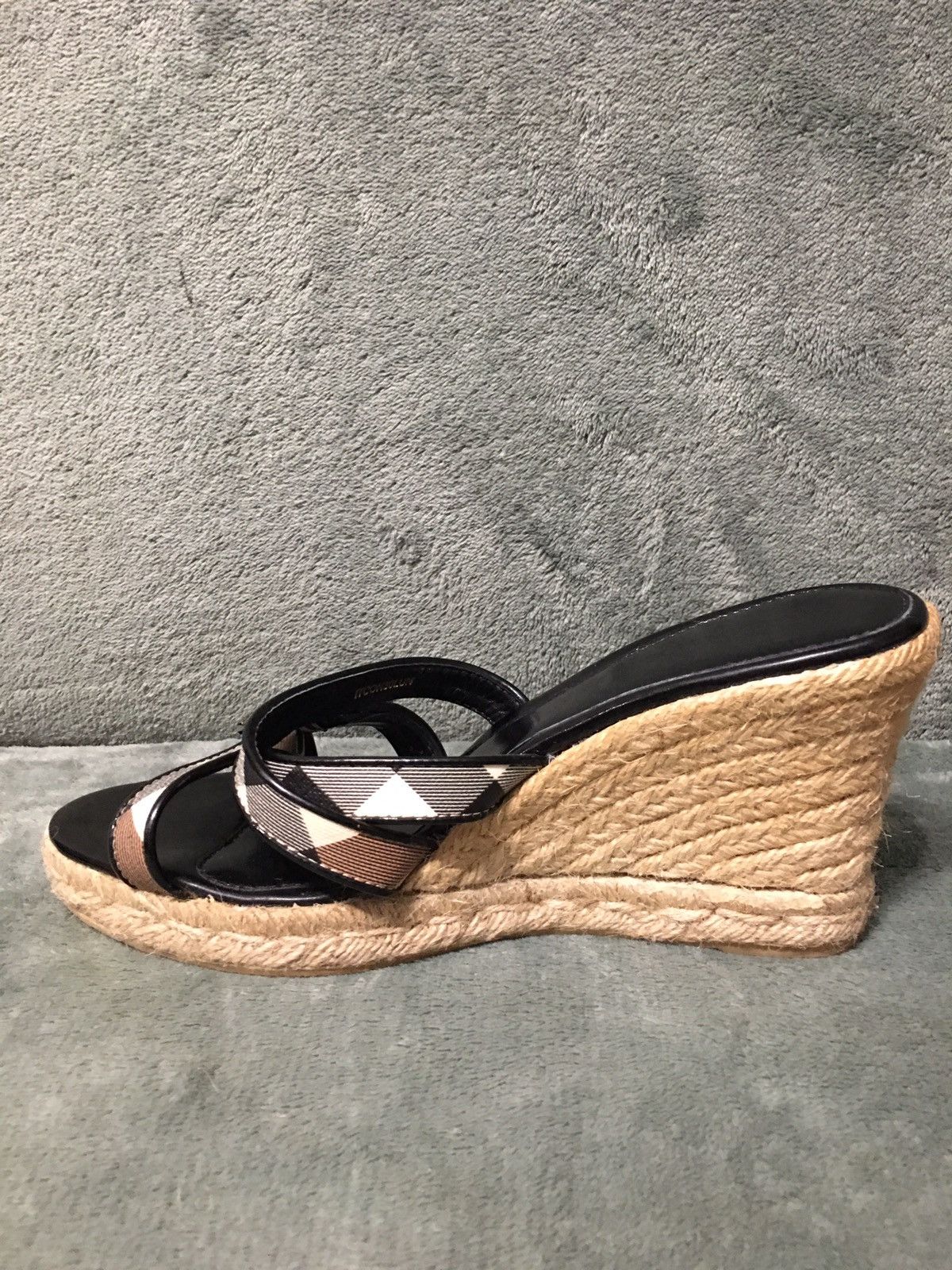 Burberry Burberry Leather Nova Check Espadrille Wedge Sandals EU38 Size US 8 / IT 38 - 8 Thumbnail