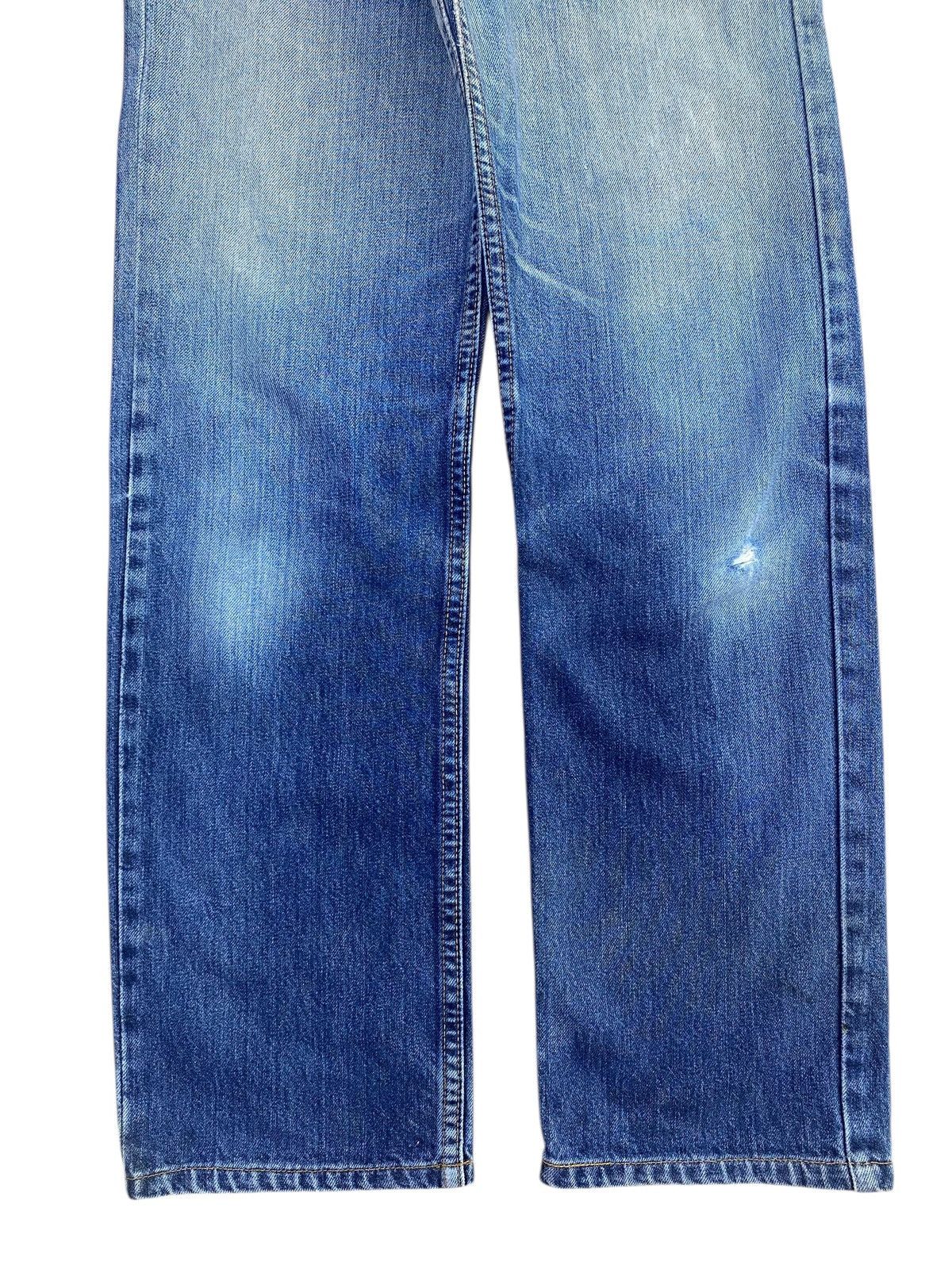Levi's Vintage Levi’s Blue Faded Wash Style Whiskers Loose Jeans Size US 28 / EU 44 - 9 Thumbnail