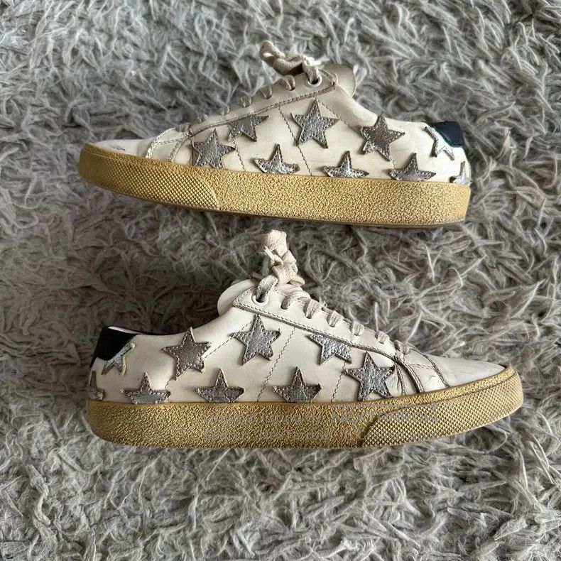 Saint Laurent Paris Saint Laurent Paris Silver Star Black Tail Low Top Sneaker Size US 5.5 / IT 35.5 - 3 Thumbnail
