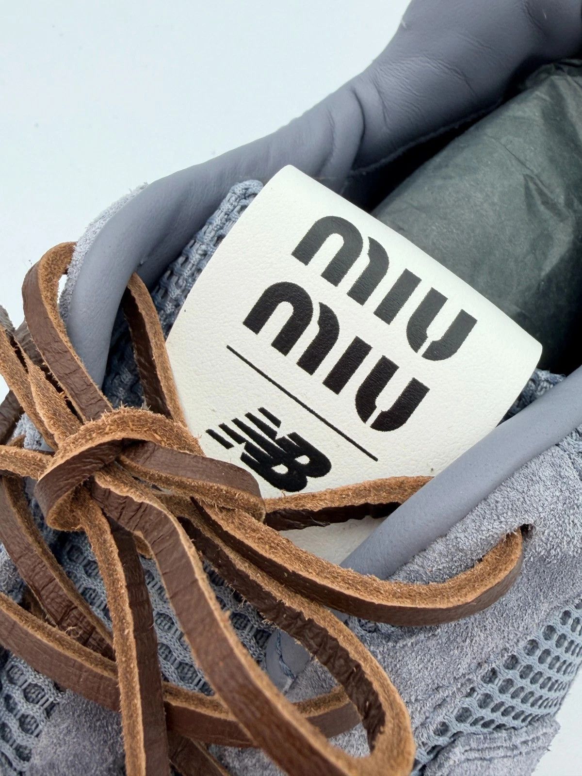 Miu Miu × New Balance Miu Miu x New Balance 530 Grey Suede Size US 9 / EU 42 - 9 Thumbnail