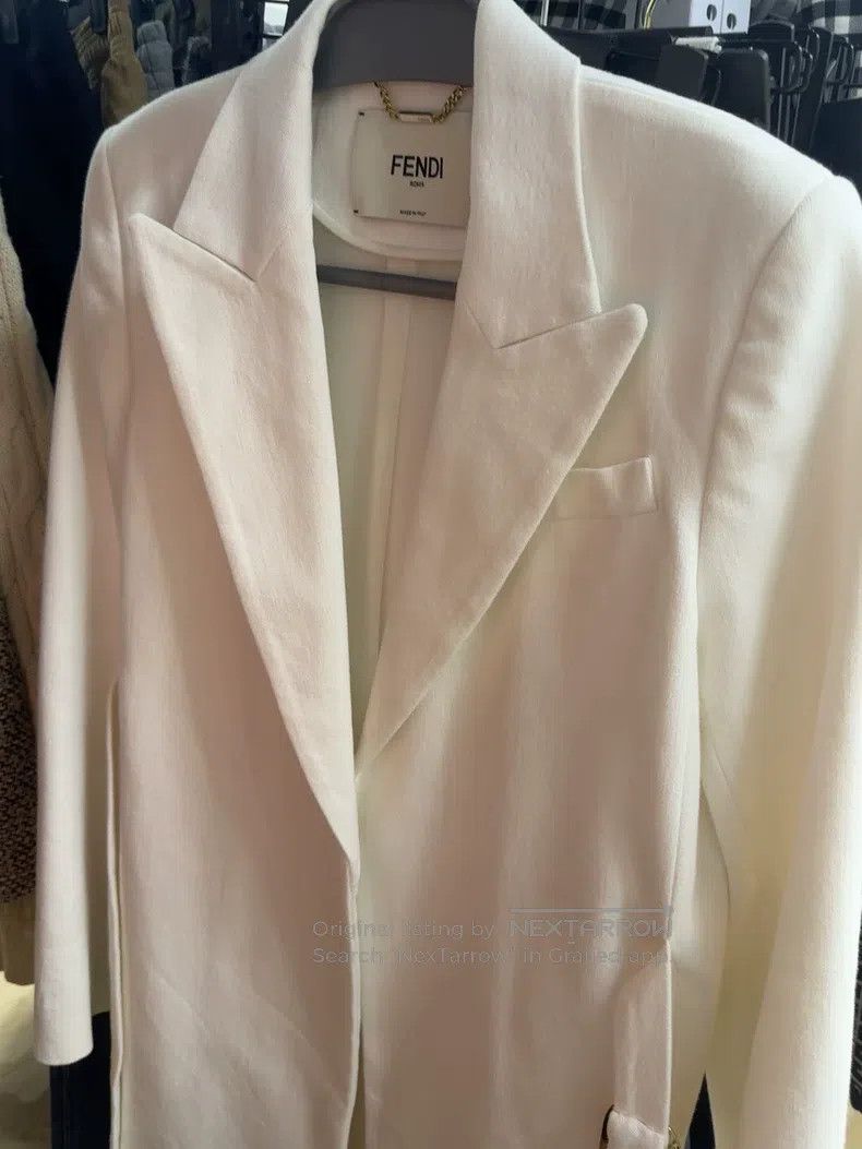 Fendi Fendi suit jacket Size XS / US 0-2 / IT 36-38 - 1 Thumbnail