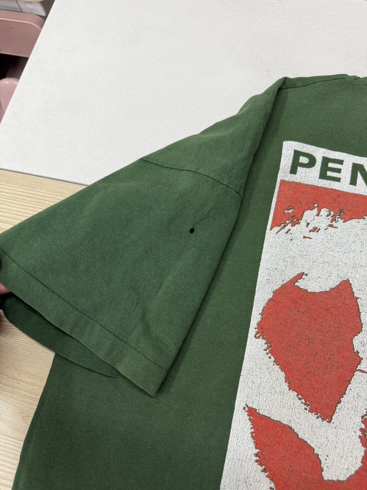 Vintage Vintage Pennywise 1994 Size US XL / EU 56 / 4 - 11 Thumbnail