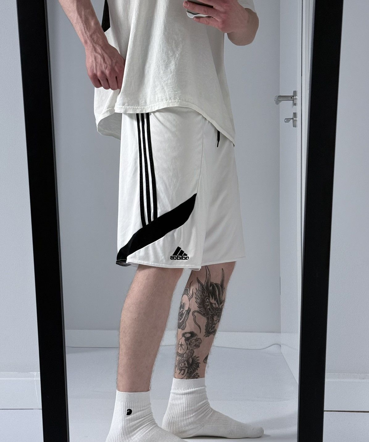 Other Vintage Adidas Y2K avantgarde streetwear shorts Size US 32 / EU 48 - 4 Thumbnail