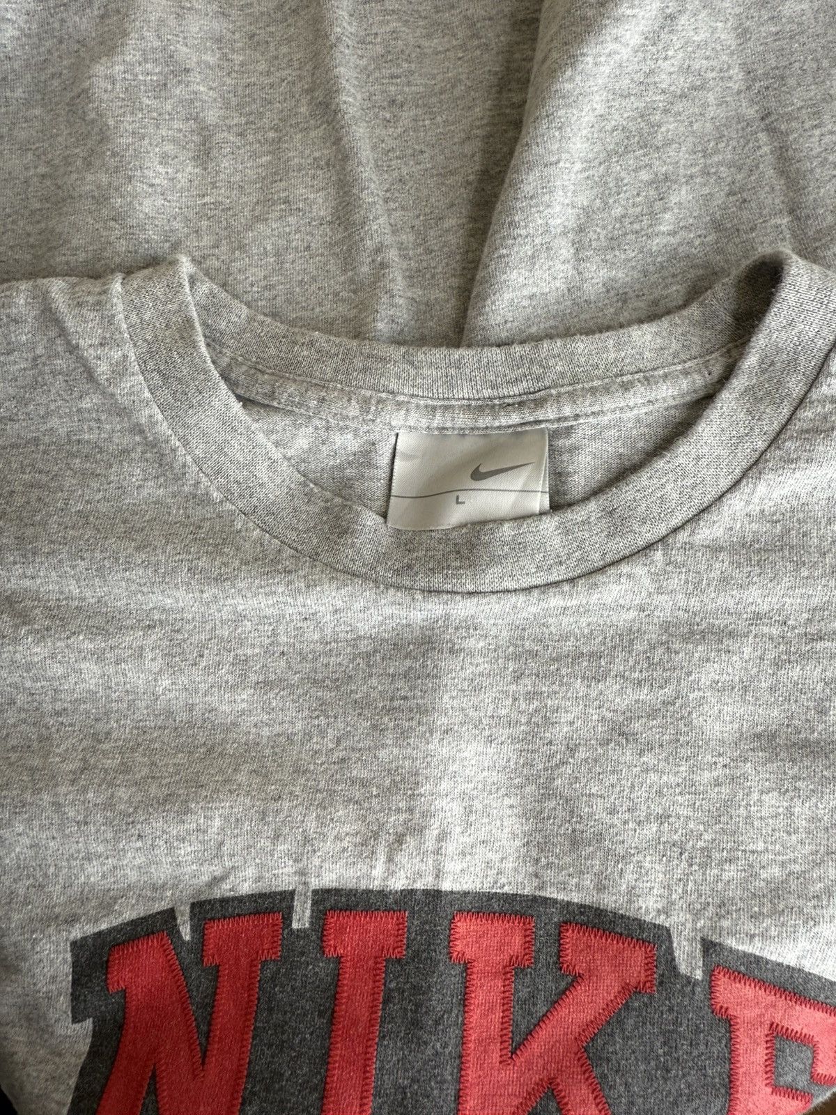 Nike Vintage Nike Spellout Silver Tag Large Size US L / EU 52-54 / 3 - 3 Thumbnail