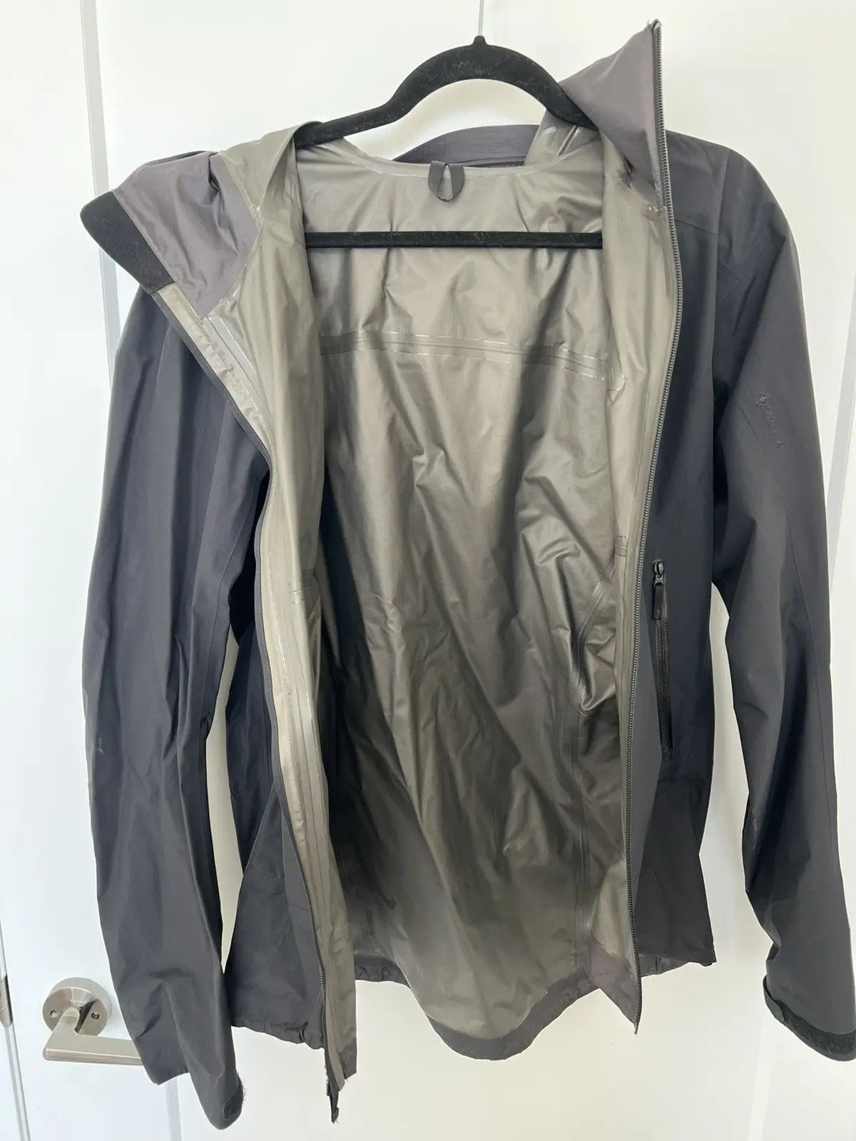 Arc'teryx Arc’teryx Zeta SL Jacket in Black Size US M / EU 48-50 / 2 - 3 Thumbnail