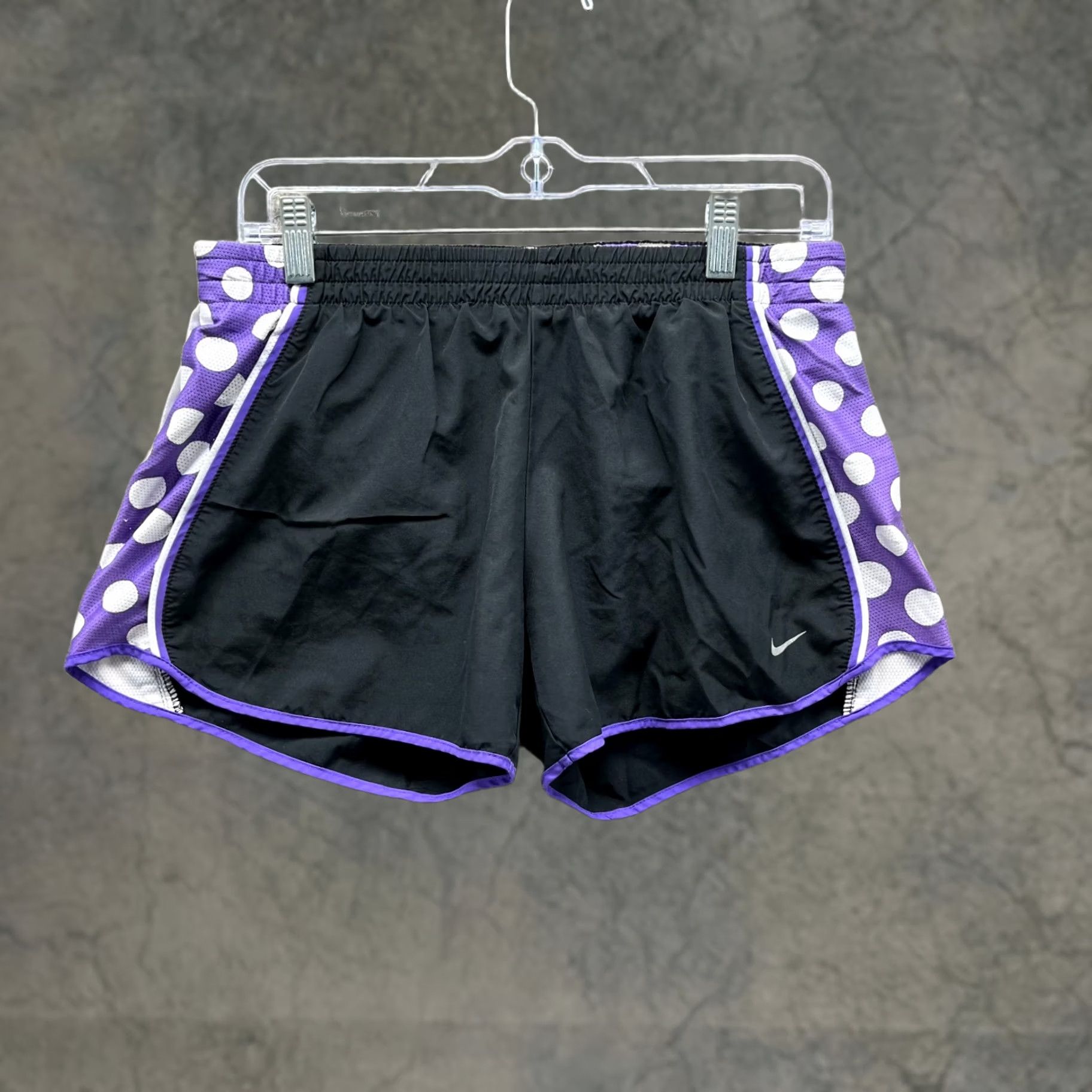 Nike Nike Shorts Men Medium Adult Black Purple Running Tennis Gym Dri Fit Dots Lined Size 32" / US 10 / IT 46 - 1 Thumbnail