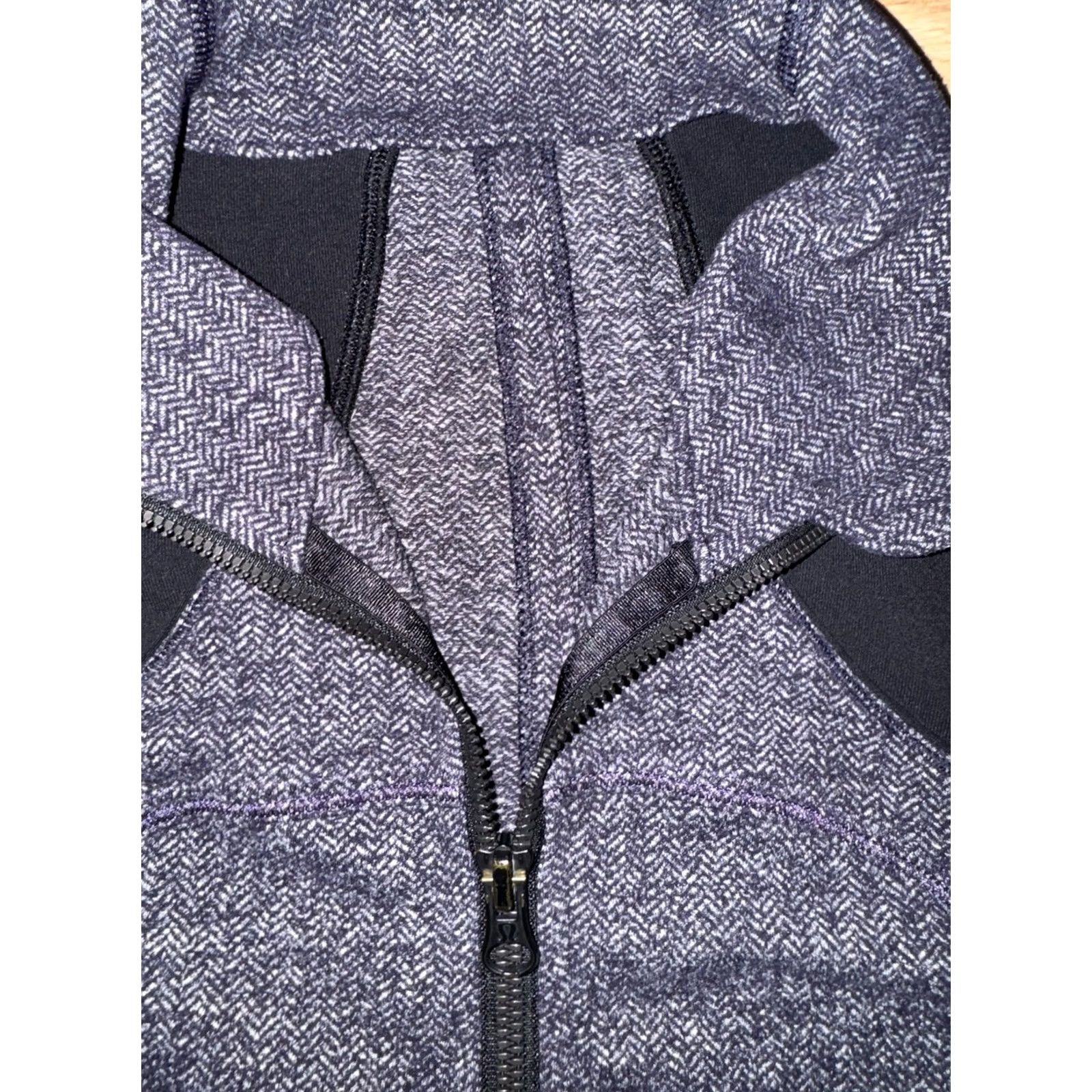 Lululemon Lululemon Define Jacket Women’s Size 8 Full Zip Thumbholes Athletic Yoga Run Multicolor Size M / US 6-8 / IT 42-44 - 2 Thumbnail