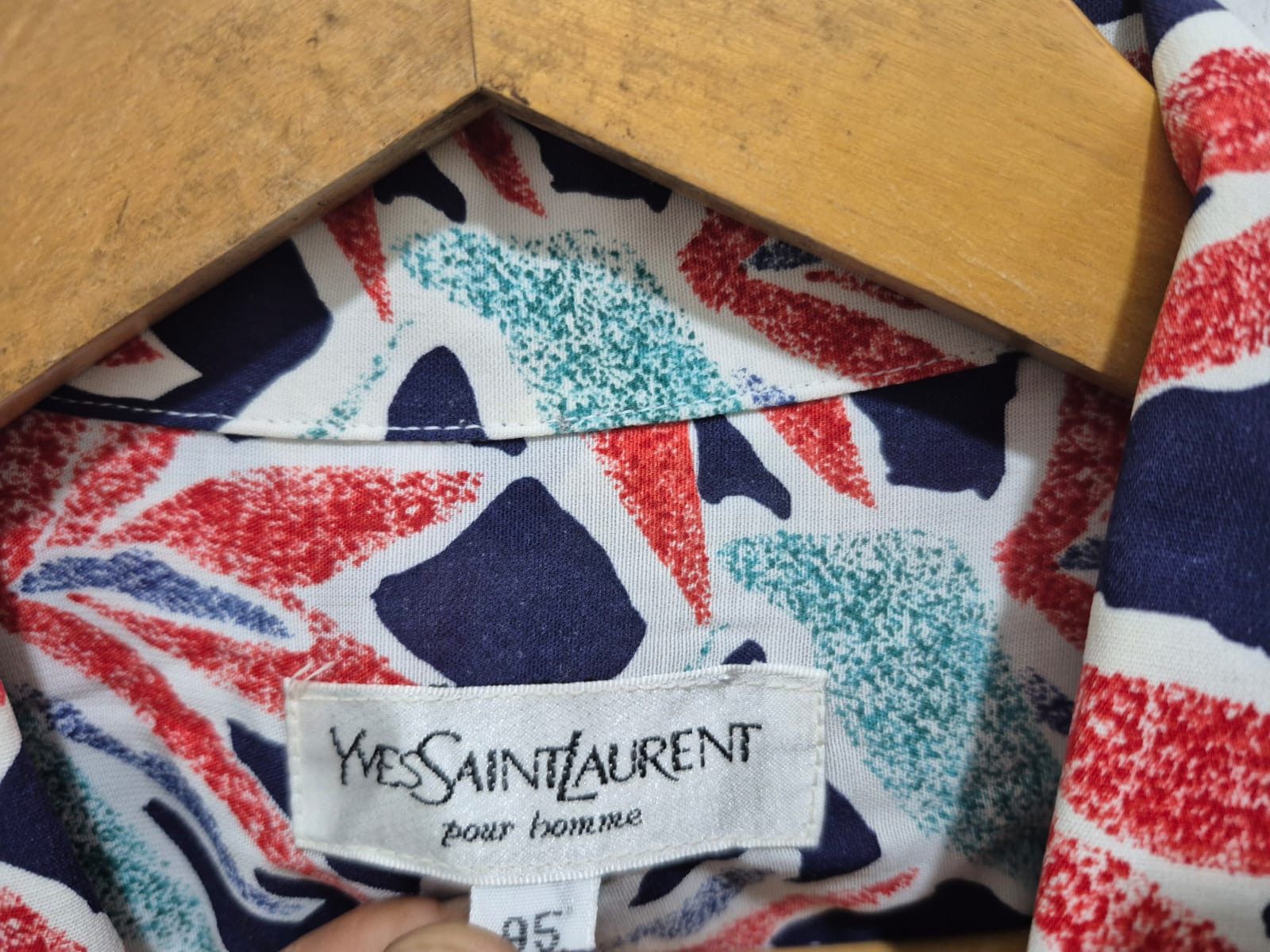 Saint Laurent Paris × Yves Saint Laurent Fit S to M, Vintage Yves saint Laurent Rayon Hawaiian Shirt Size US M / EU 48-50 / 2 - 8 Thumbnail