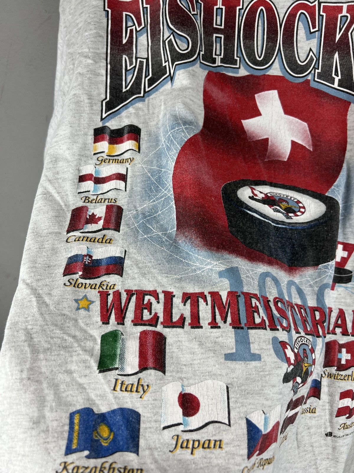 NHL VINTAGE 1998 EISHOCKEY WORLD CHAMPIONSHIP NHL ZURICH TSHIRT Size US XL / EU 56 / 4 - 11 Thumbnail