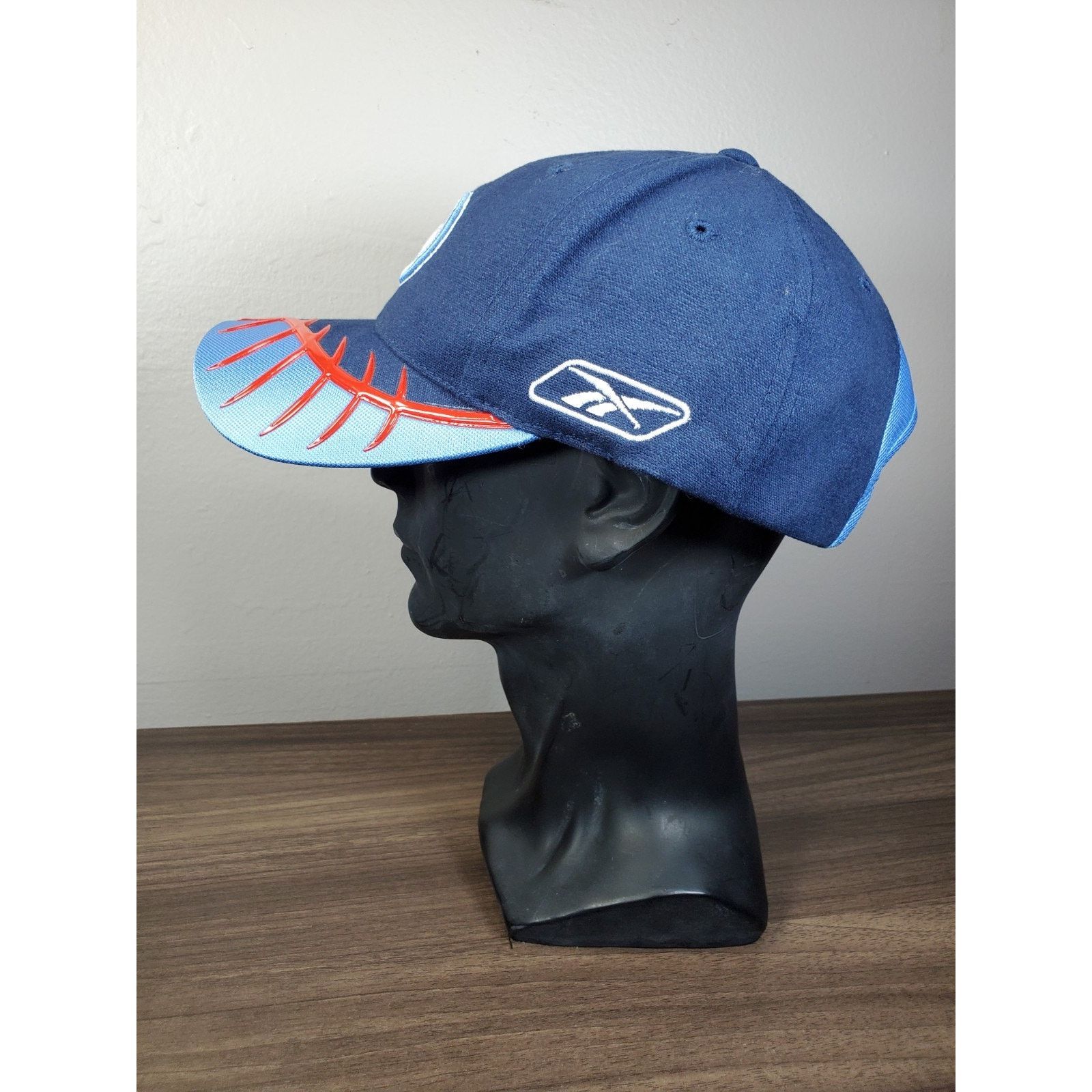 NFL × Reebok × Vintage Tennessee Titans Hat Cap PRO LINE Football Y2K Strap Back Size ONE SIZE - 5 Thumbnail