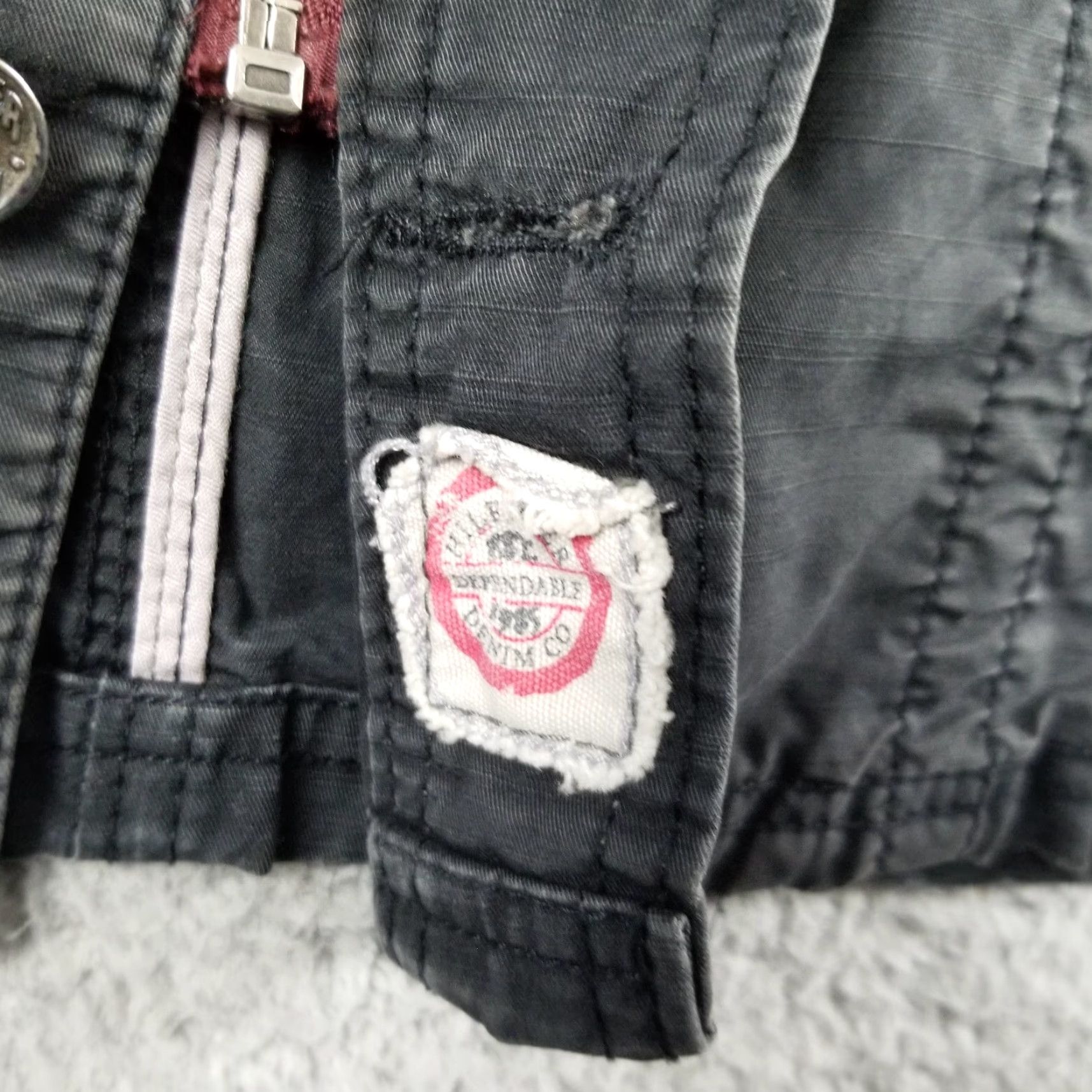 Tommy Hilfiger VINTAGE Tommy Hilfiger Denim Jacket Men's Y2K Charcoal Cotton Medium Coat Size US M / EU 48-50 / 2 - 2 Thumbnail