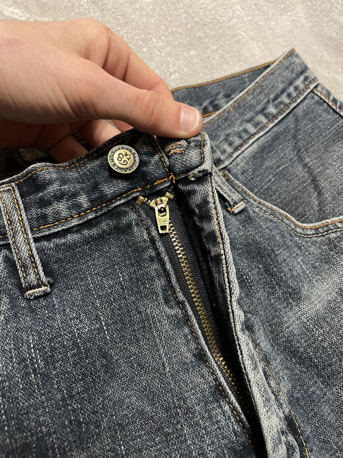 Vintage Vintage Distressed 68 F.R Embroidered Rap Buggy Denim Shorts Size US 34 / EU 50 - 8 Thumbnail