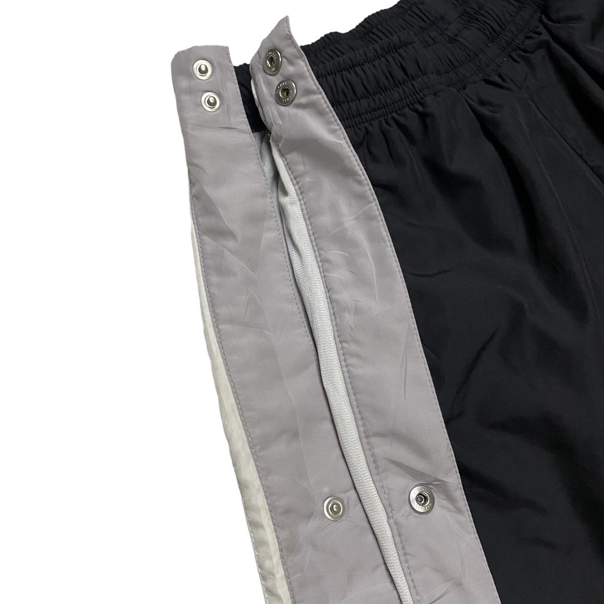 Asics asics vintage track pant side button Size US 34 / EU 50 - 6 Thumbnail