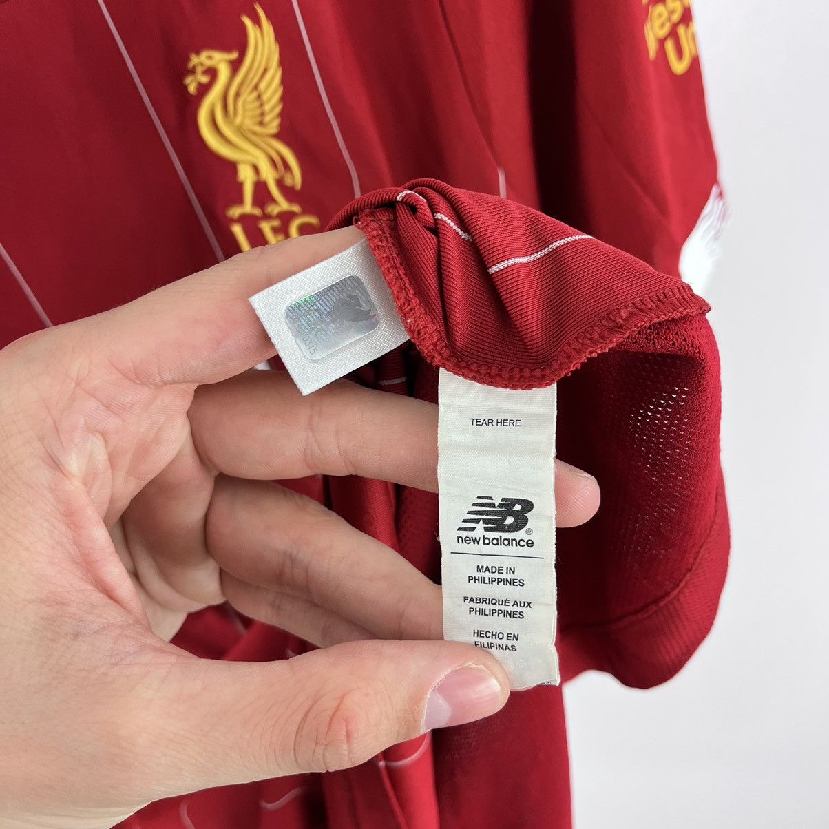 New Balance New Balance Liverpool 2019/2020 Home Jersey T-Shirt Size L Size US L / EU 52-54 / 3 - 11 Thumbnail