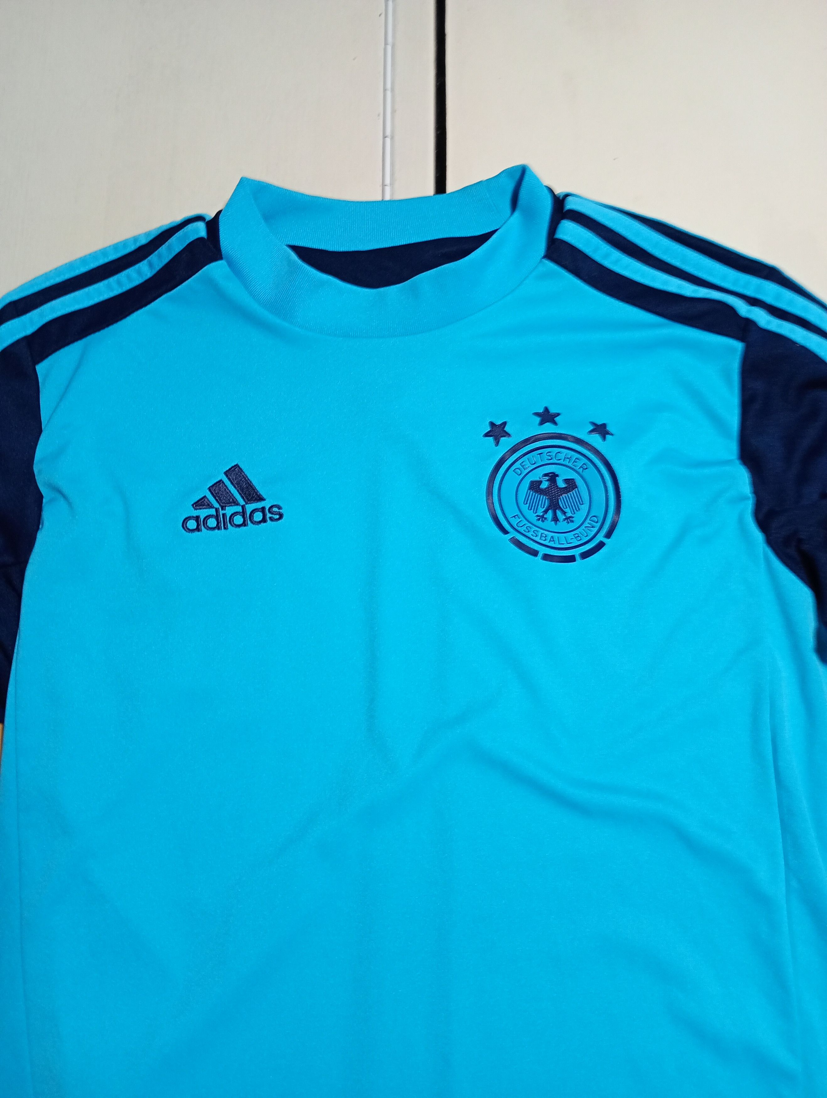 Adidas Adidas Germany Goalkeeper Jersey 2011 kids size XL Size US S / EU 44-46 / 1 - 7 Thumbnail