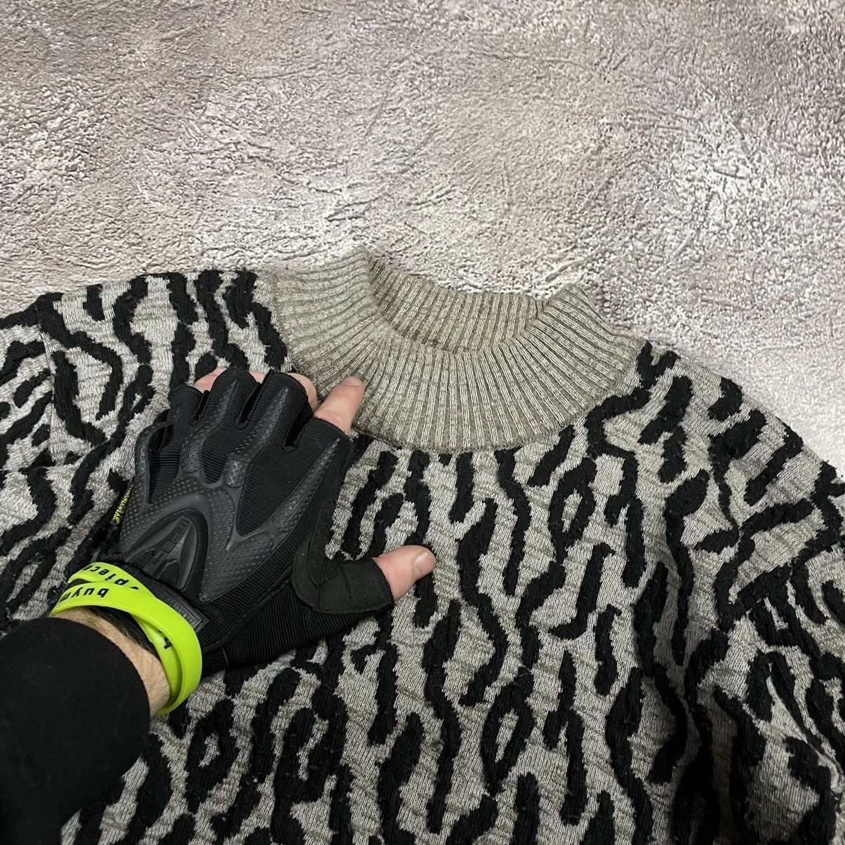 Vintage Vintage 90s Fuzzy All Over Print Knit Sweater Grunge Faded M Size US M / EU 48-50 / 2 - 5 Thumbnail