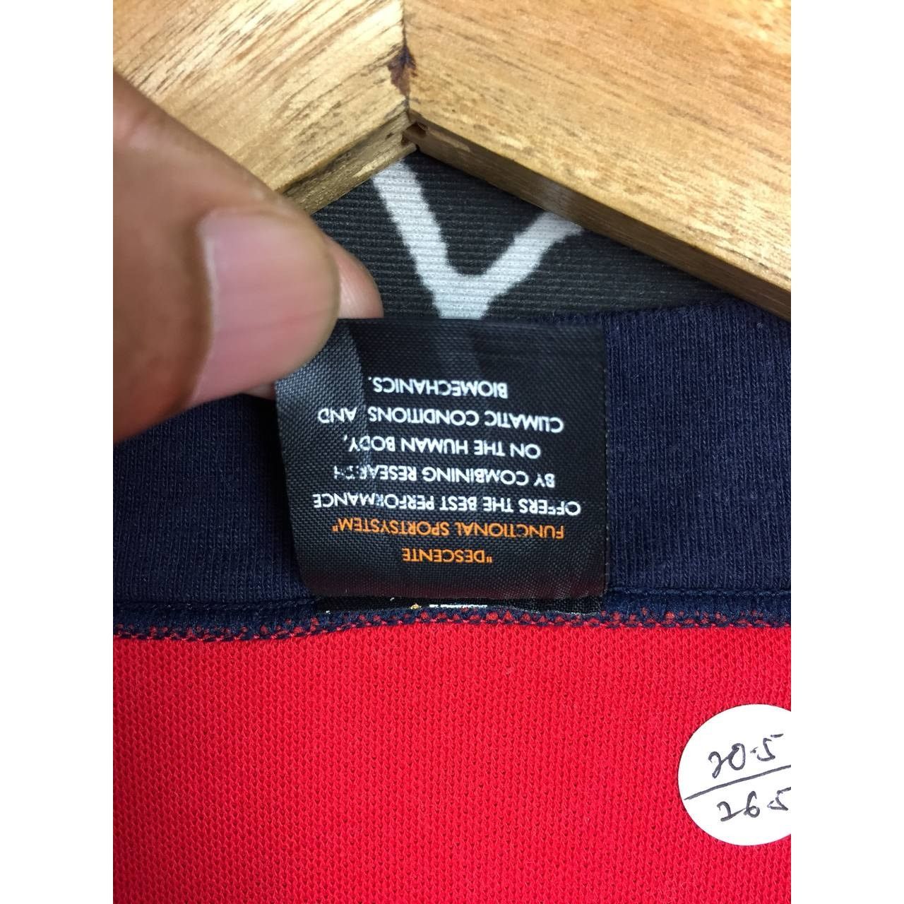 Descente × Japanese Brand Descente Small Logo Sleeveless Activewear Tee Size US M / EU 48-50 / 2 - 7 Thumbnail
