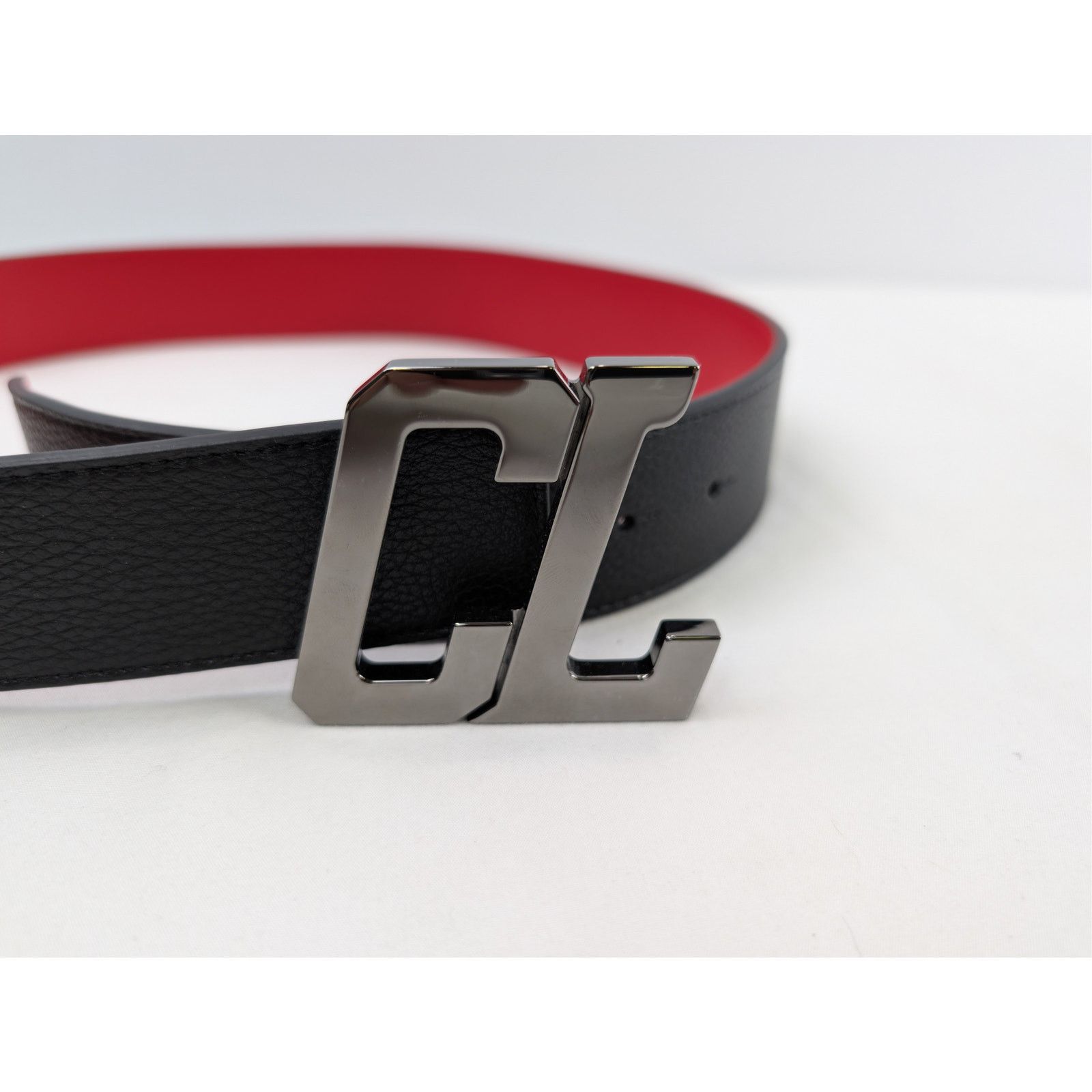 Christian Louboutin o1rshd1 Size: 85 / leather CL Logo belt in black Size 34 - 2 Thumbnail