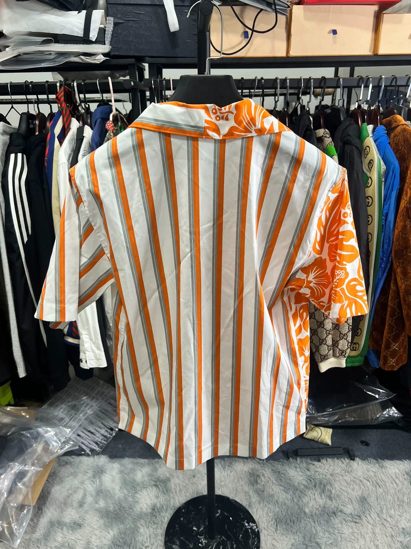 Prada Prada Triangle Logo Shirt Size US S / EU 44-46 / 1 - 2 Thumbnail
